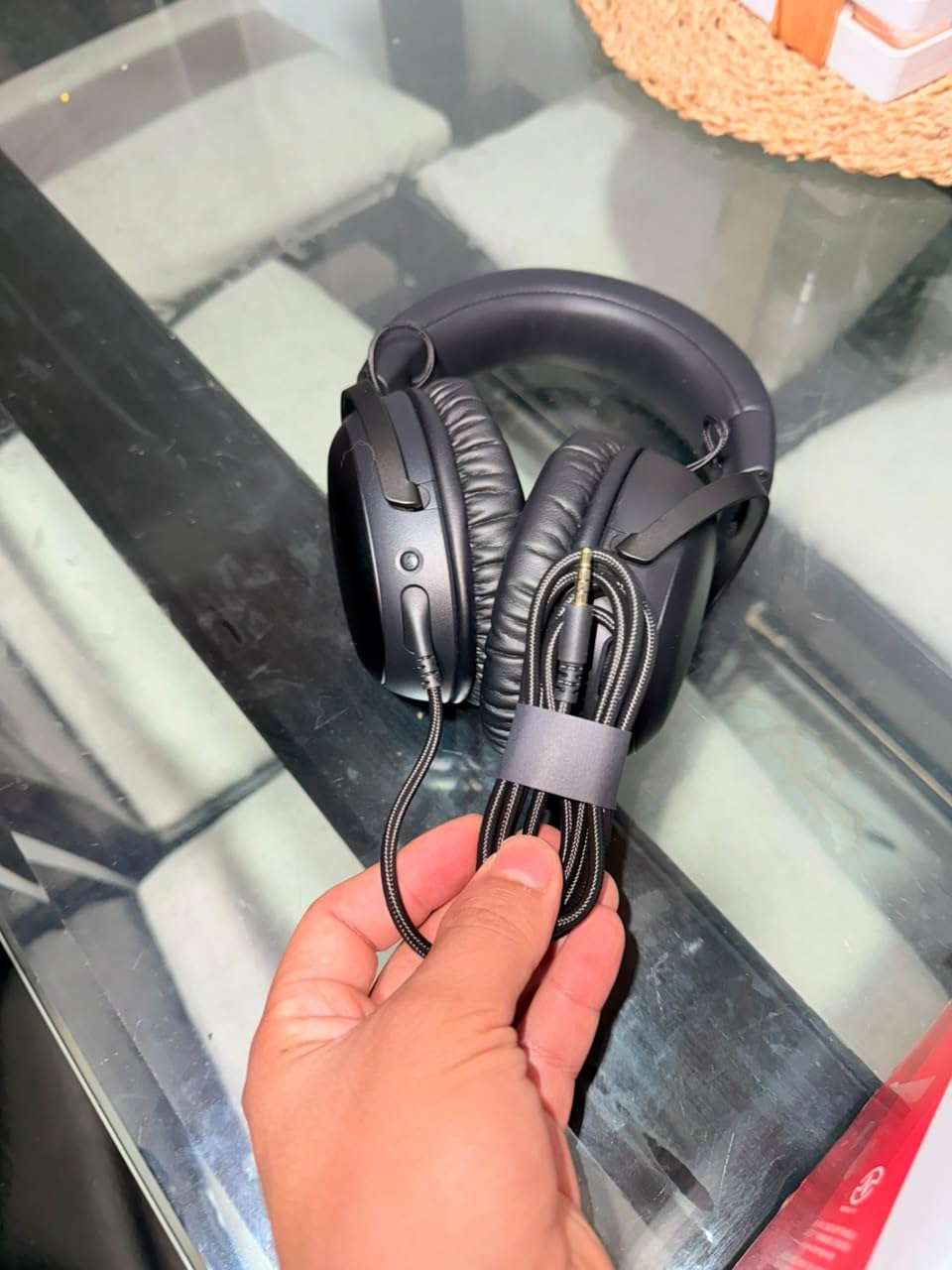 HyperX Cloud III - Wired Gaming Headset, PC, PS5, Xbox Series X|S, Angled 53mm Drivers, Spatial Audio, Memory Foam, Durable Frame, Ultra-Clear 10mm Mic, USB-C, USB-A, 3.5mm - Black customer photo 2