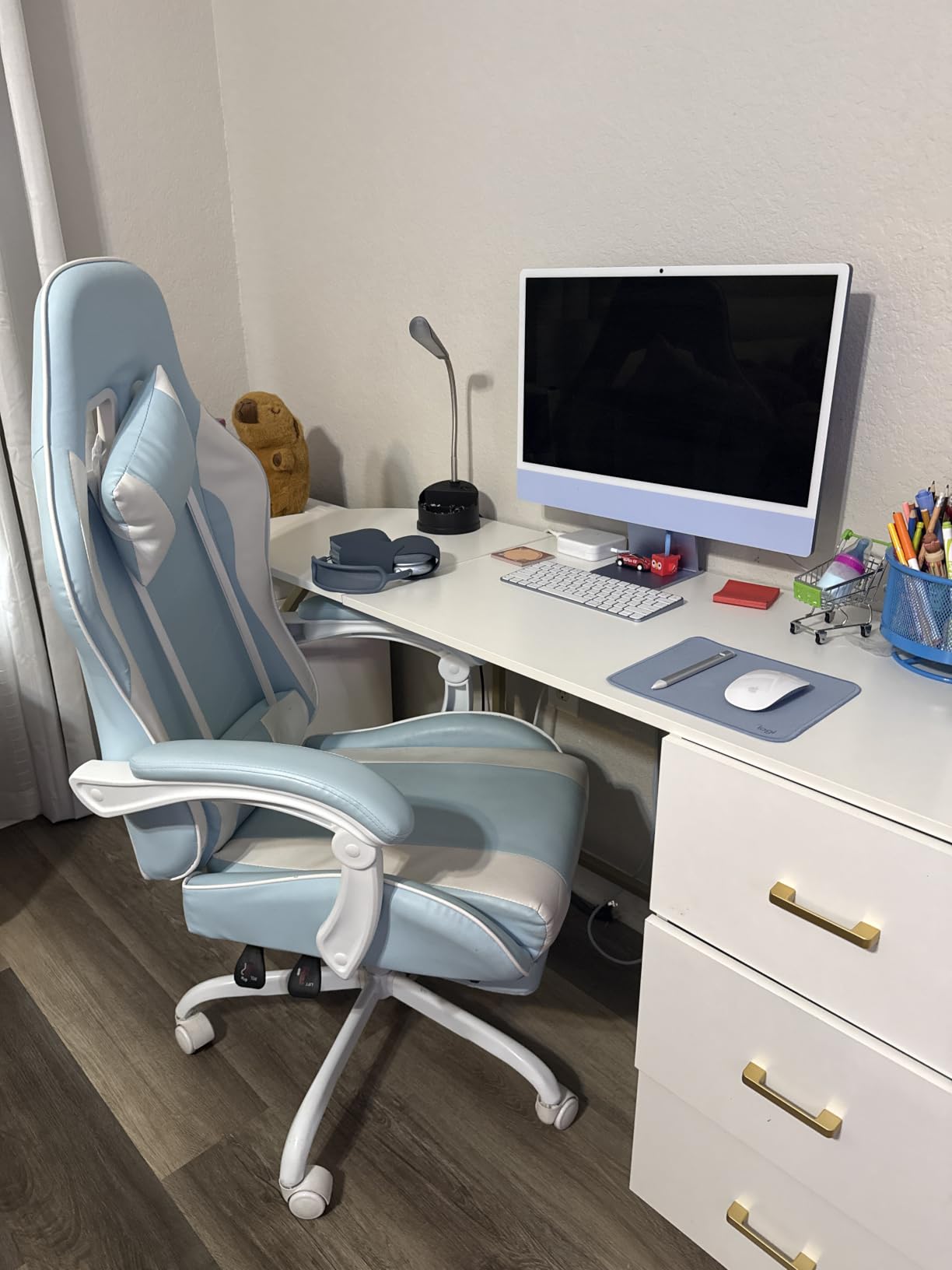 Homall Gaming Chair, Video Game Chair with Footrest and Massage Lumbar Support, Ergonomic Computer Chair Height Adjustable with Swivel Seat and Headrest (White) customer photo 2