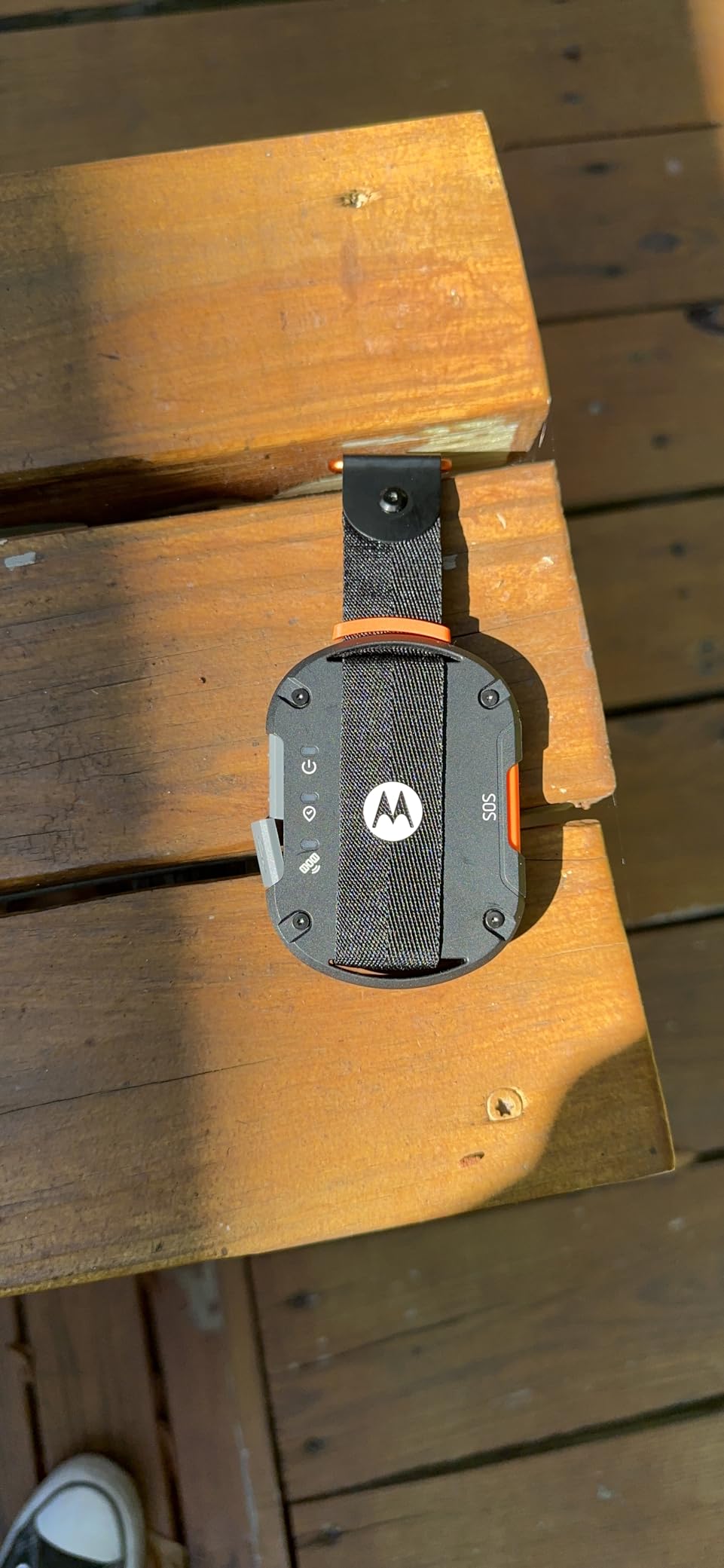 Motorola Defy Satellite Link - Rugged Handheld GPS Communicator, Two-Way Global SMS Text Messenger, Emergency SOS Alerting - Android iOS Compatible customer photo 1