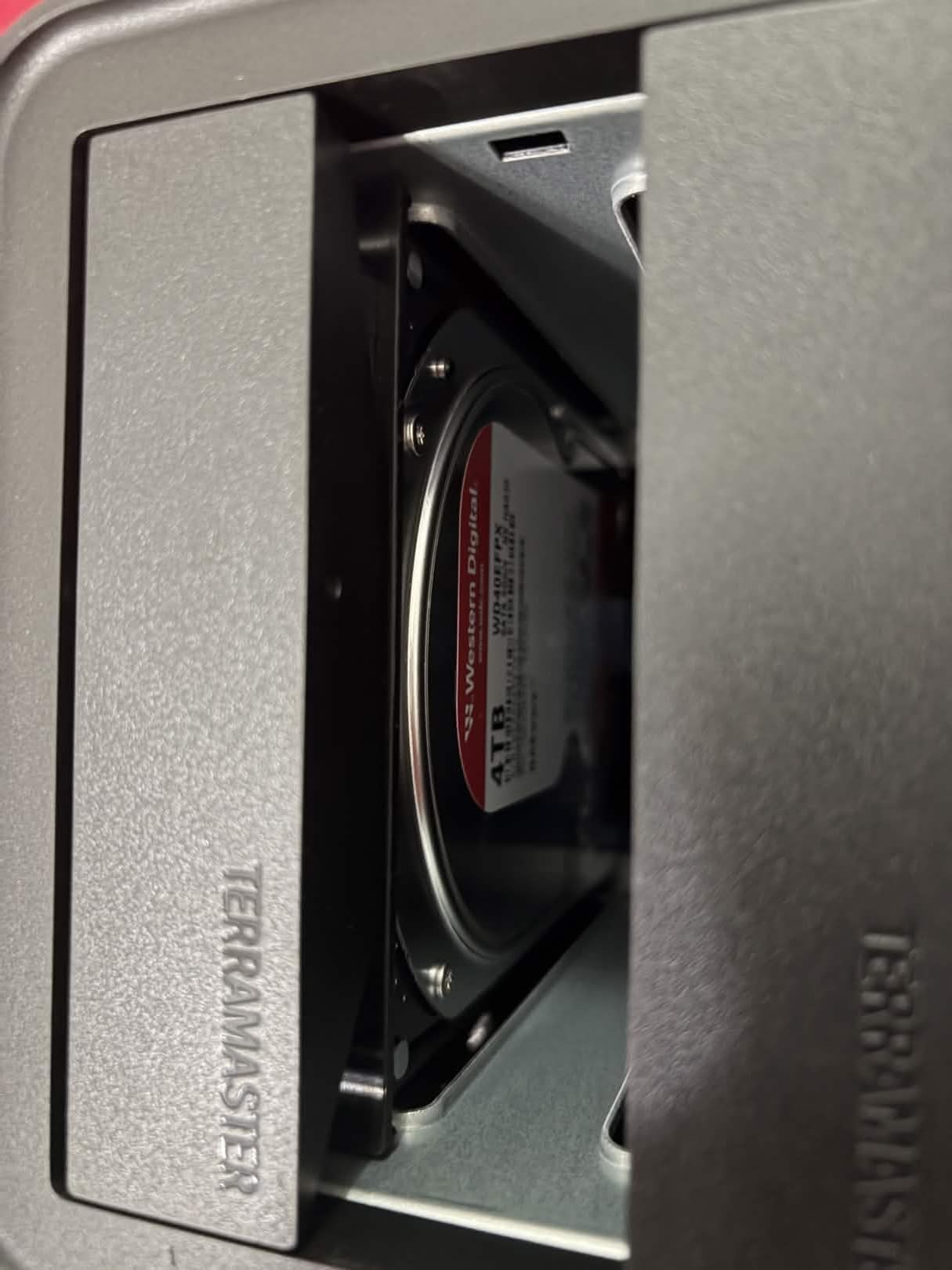 TERRAMASTER D2-320 USB RAID Enclosure 2-Bay (Diskless), USB 3.2 Gen 2 10Gbps Type-C, Supports RAID 0, 1, Single, JBOD customer photo 2