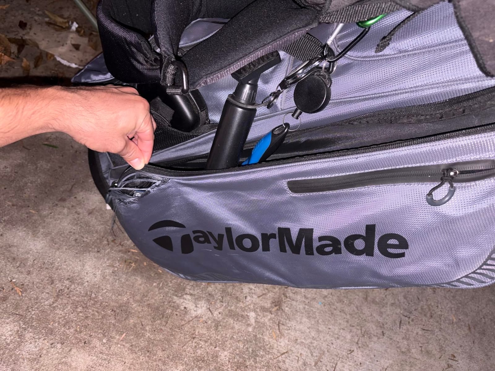 TaylorMade Pro Stand Bag, Lightweight, Ideal for Carrying or Push Cart customer photo 1