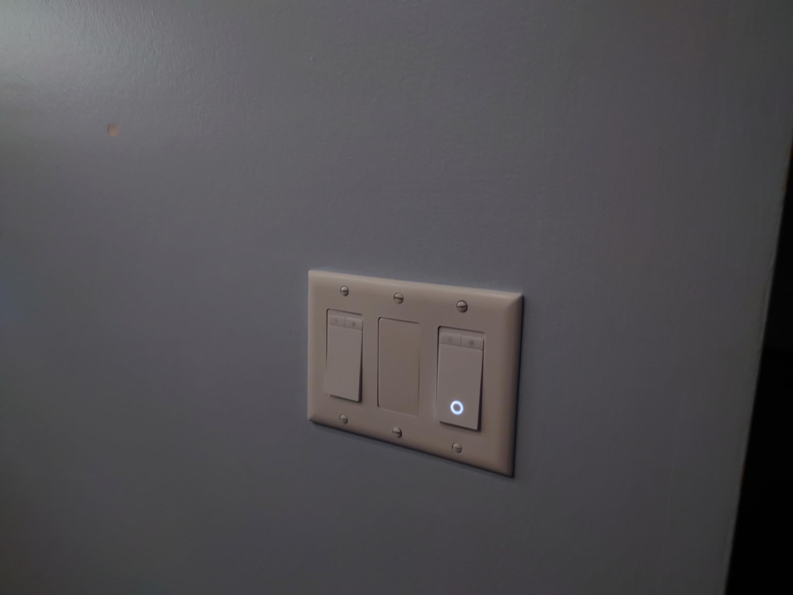 Kasa Smart Kasa Matter Smart Dimmer Switch: Voice Control w/Siri, Alexa & Google Assistant, UL Certified, Timer & Schedule, Easy Guided Install, Neutral Wire Required, Single Pole, 2.4GHz Wi-Fi, 3-Pack customer photo 2