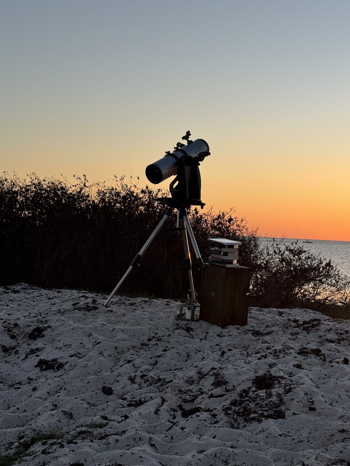 Celestron StarSense Explorer 130mm Tabletop Telescope with Smartphone App customer photo 2