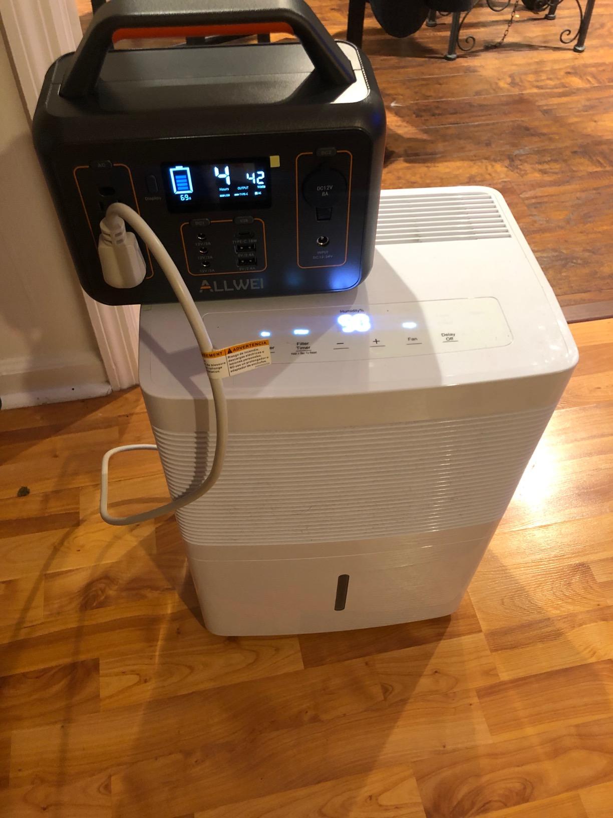 ALLWEI Portable Power Station 500W, 512Wh LiFePO4 Battery UPS Backup Power | Q/N/S 3 Charge Modes, PD 100W USB-C Fast Charge, 1000W Surge, for Outdoor Camping, RV Road Trip, CPAP, Home Blackout, Emergency customer photo 1