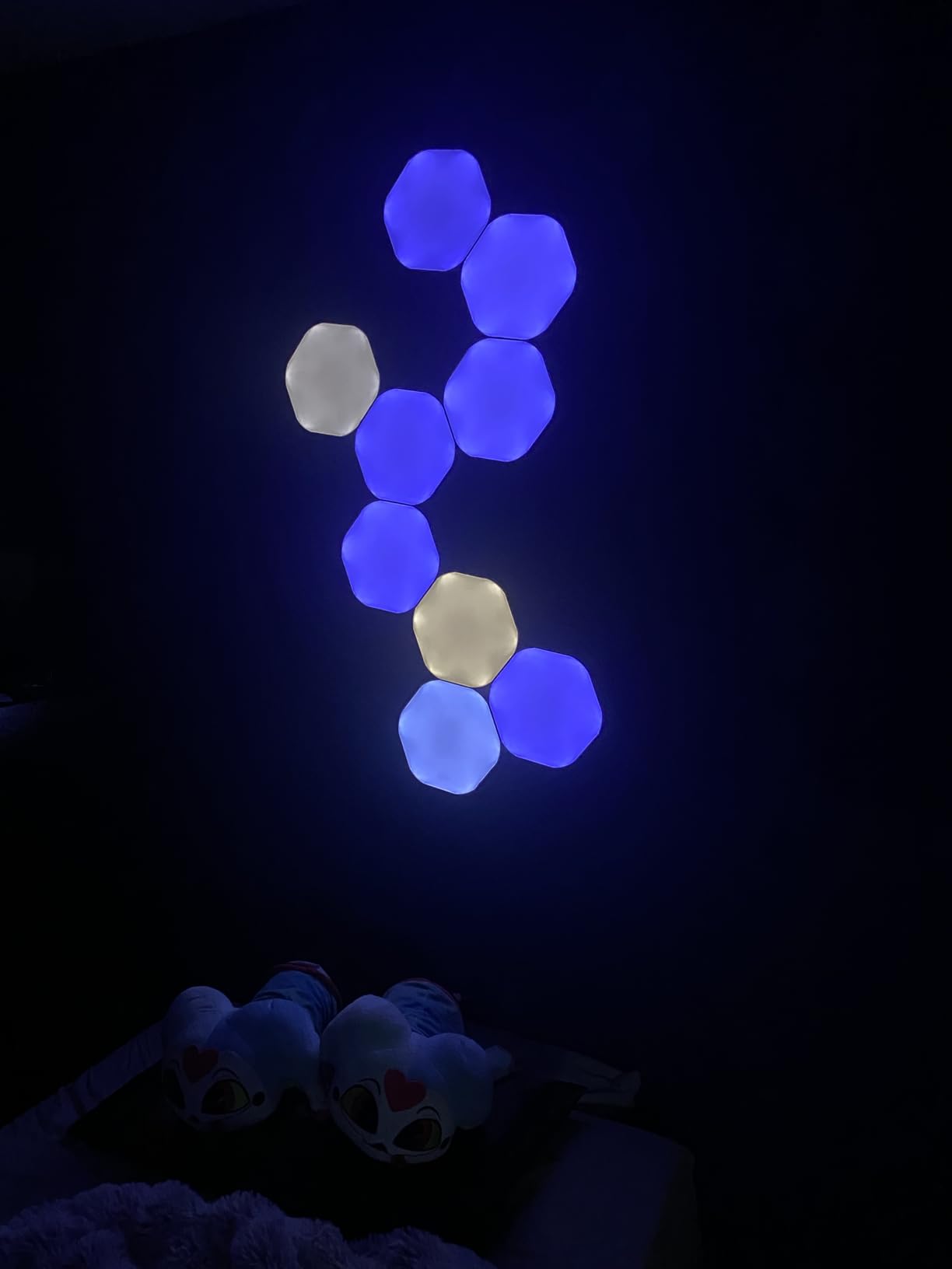 Nanoleaf Shapes Hexagon Lights, Smart RGBW LED Wall Light Panels, 9PK | Compatible with Alexa, Home Wall Decor for Living Room with Music Sync, Smarter Kit customer photo 1