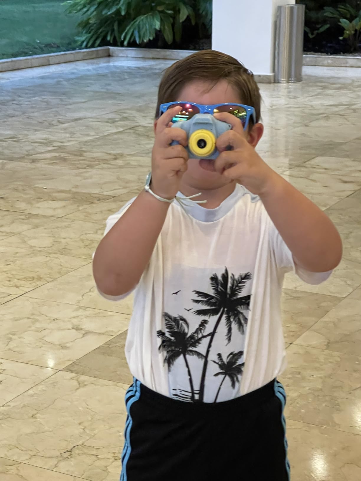 Agoigo Kids Waterproof Camera - Children Underwater Video Digital Camcorder | Portable Travel Toys for Toddler - Ideal Christmas Birthday Gifts for Boys Girls Age 3-12 with 32GB Card (Dark Blue) customer photo 2