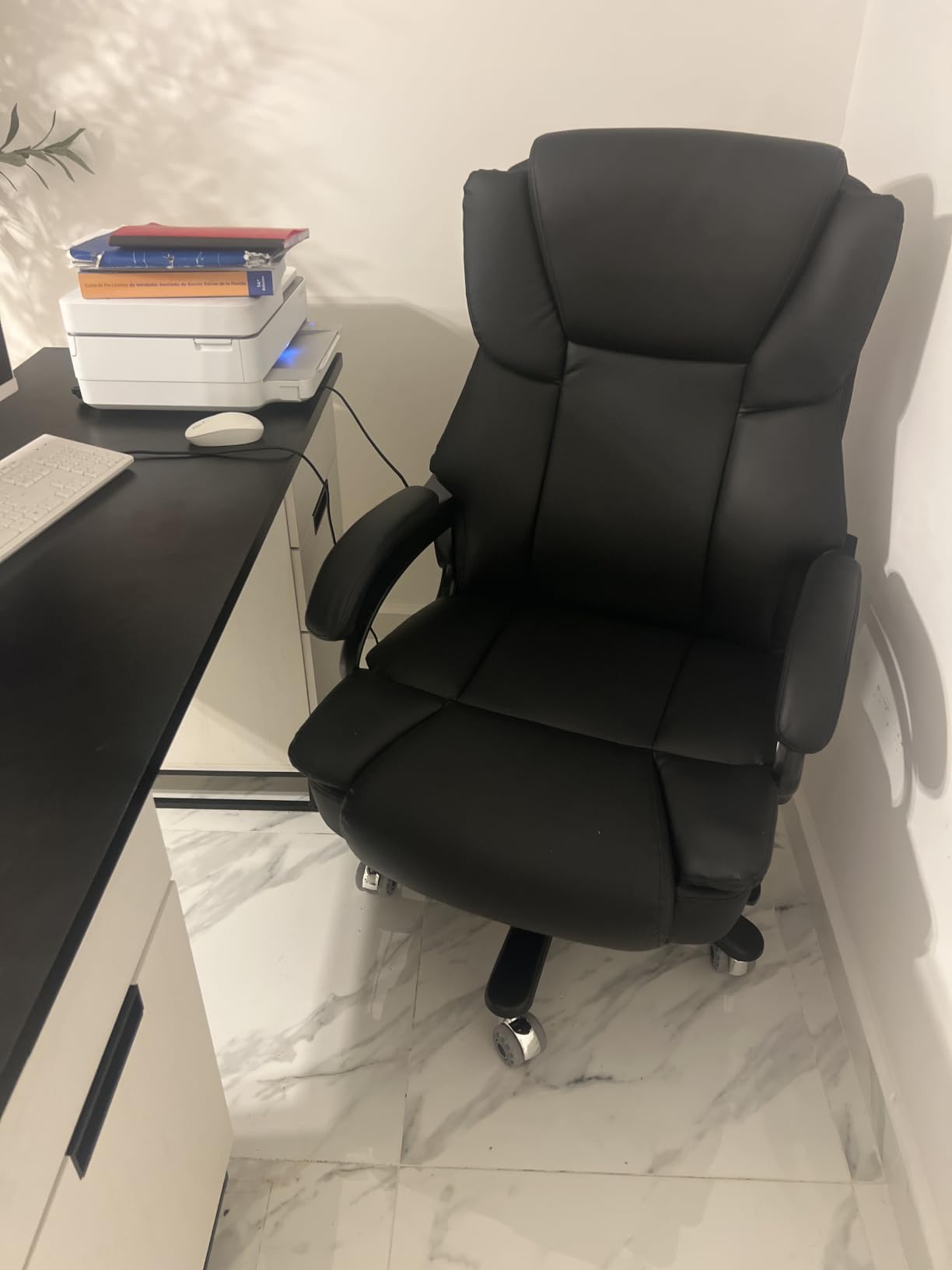 Indulgear 500lbs Big and Tall Office Chair, Heavy Duty Office Chair for Heavy People, High Back Executive Desk Chair with Adjustable Lumbar Support, Quiet Rubber Wheel, Pocket Spring Cushion customer photo 2