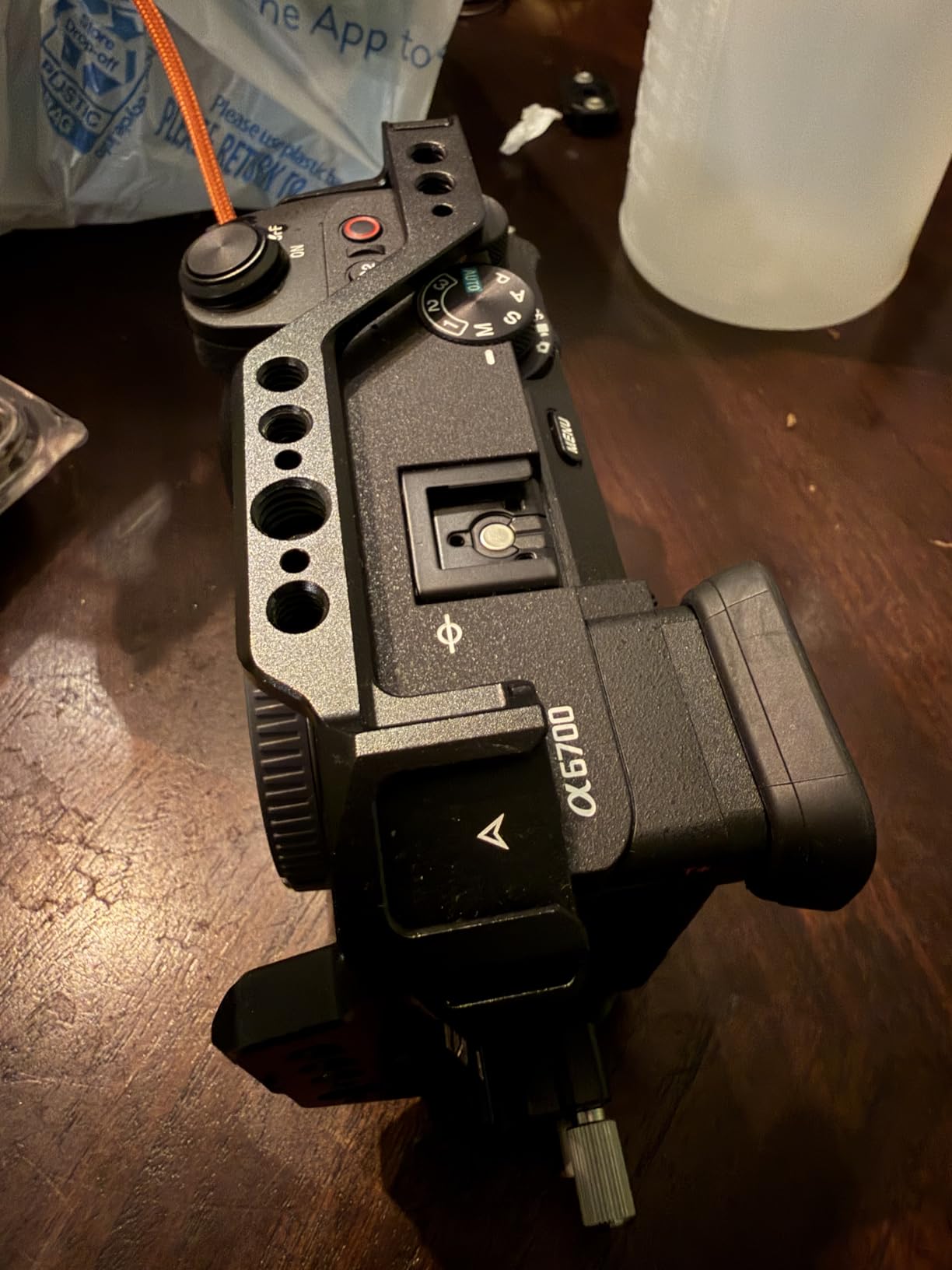 SmallRig Cage Kit for Sony A6700 with HDMI Cable Clamp, Built-in Quick Release Plate for Arca-Type, Film Movie Making Camera Video Cage with Shoe Mount, 1/4''-20 & 3/8''-16 Threaded Holes - 4336 customer photo 2