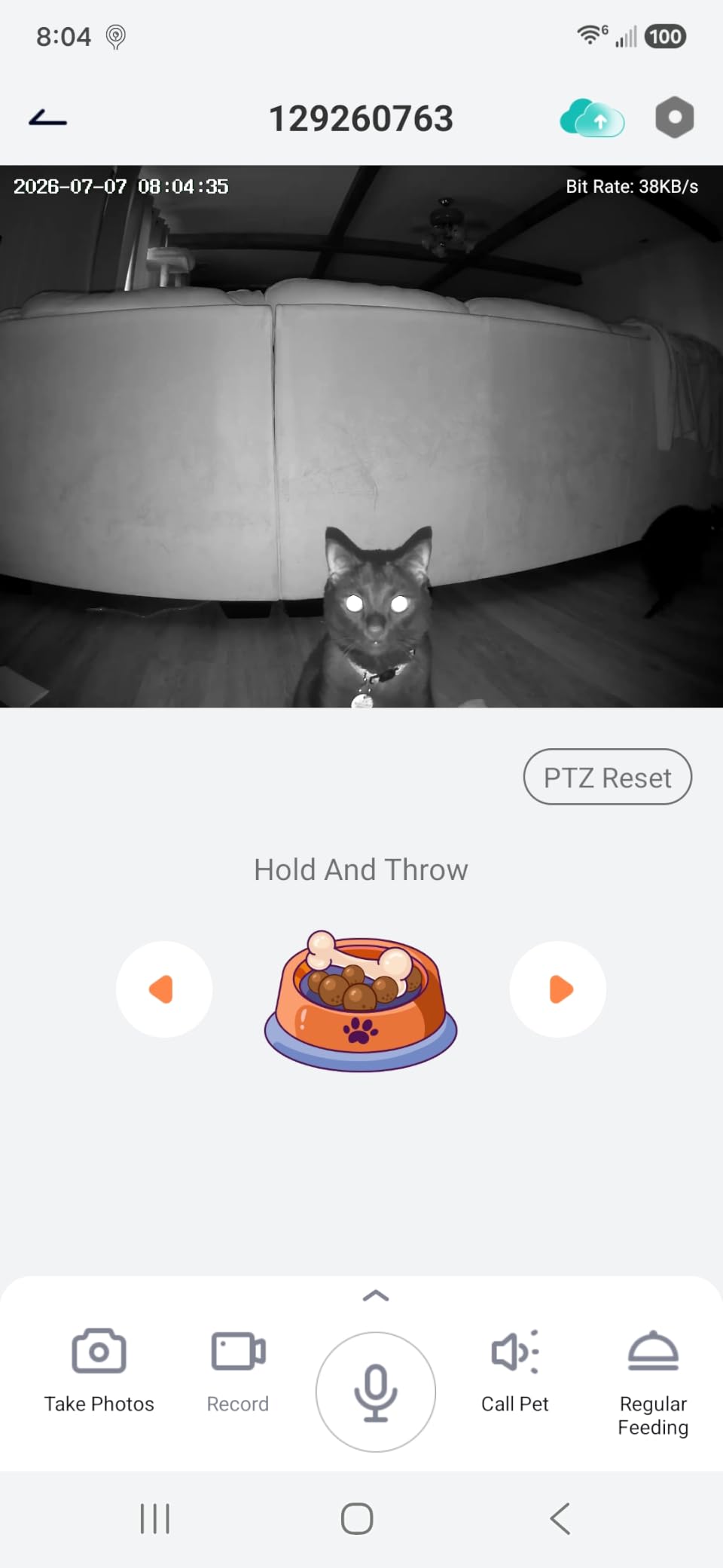 TKENPRO 2K Pet Camera Treat Dispenser, 360°View Dog Camera with Phone App, 5G&2.4G WiFi 2-Way Talk Pet Cam Indoor for Cats Remote Treat Tossing, Motion Alerts, Auto Tracking customer photo 2