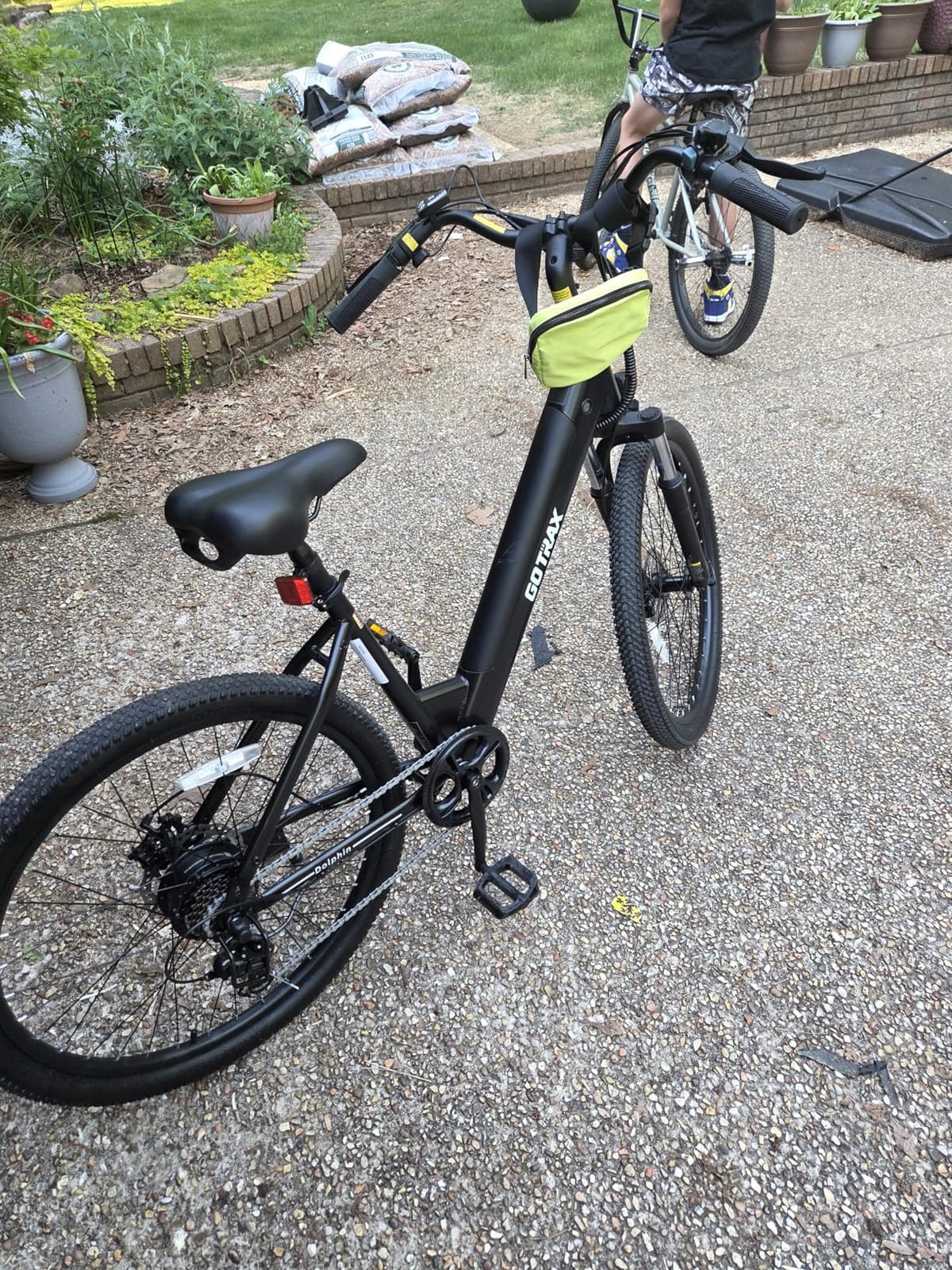 Gotrax Dolphin 26