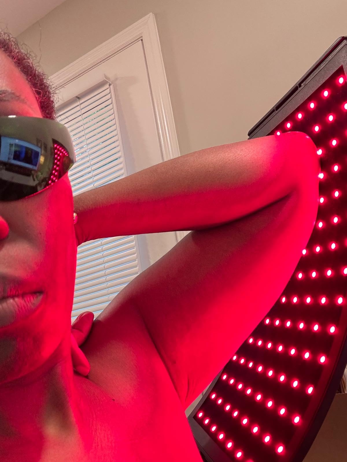 Red Light Therapy for Face and Body, Red Infrared Light Therapy Lamp with Stand Led 660nm Red Light-Therapy& 850nm Infrared Light Device for Body customer photo 2