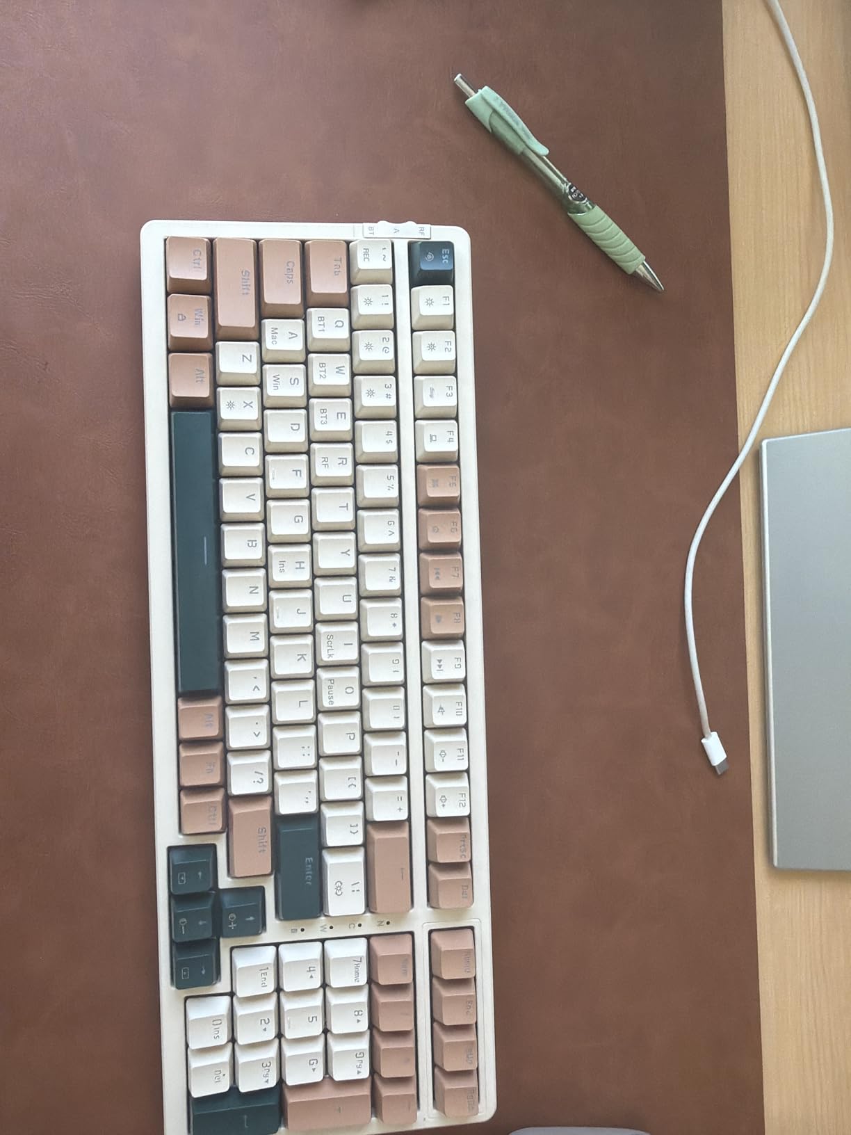 Merdia Wireless Mechanical Keyboard, Triple Mode 2.4G/USB-C/BT Gaming Keyboards 100 Keys RGB Backlit, Brown Switch Rechargeable | Brown Combo customer photo 1