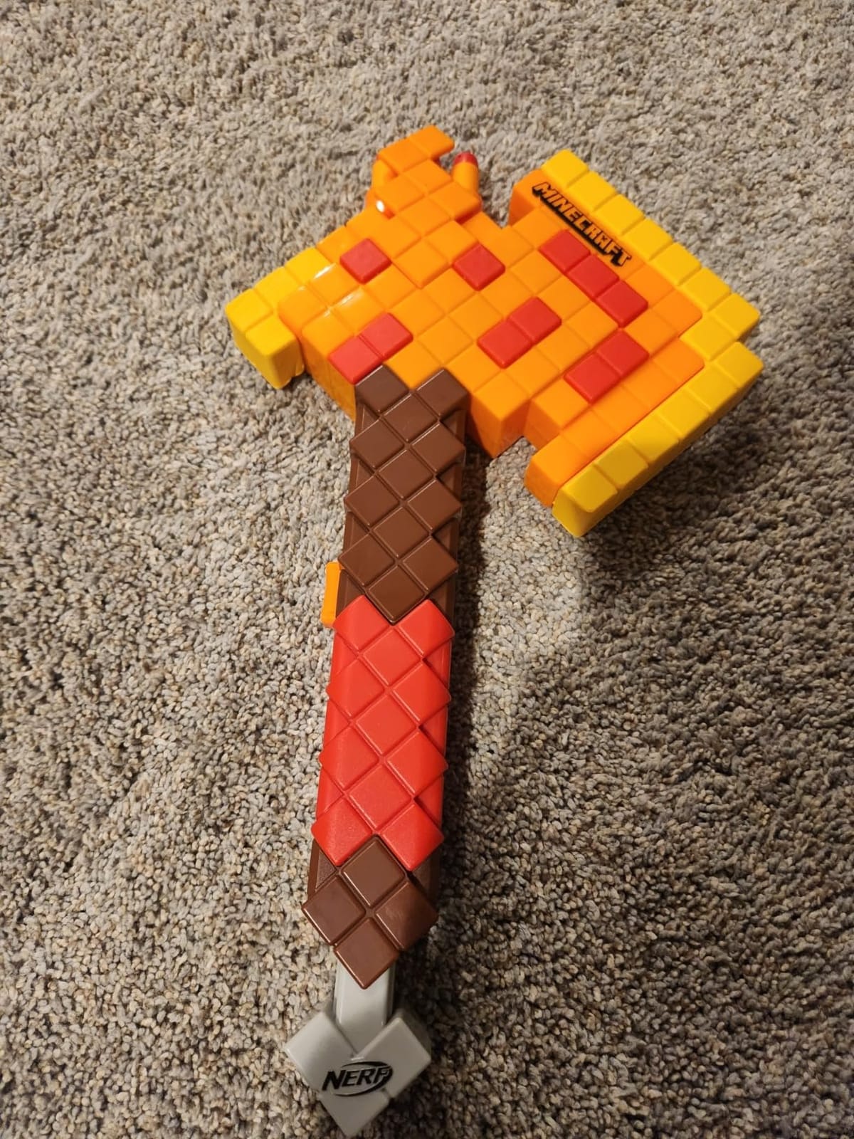 NERF Minecraft Firebrand, Dart Blasting Axe, 6 Elite Foam Darts, Design Inspired by Minecraft Axe in The Game, Pull Down Priming, Minecraft Toys customer photo 2