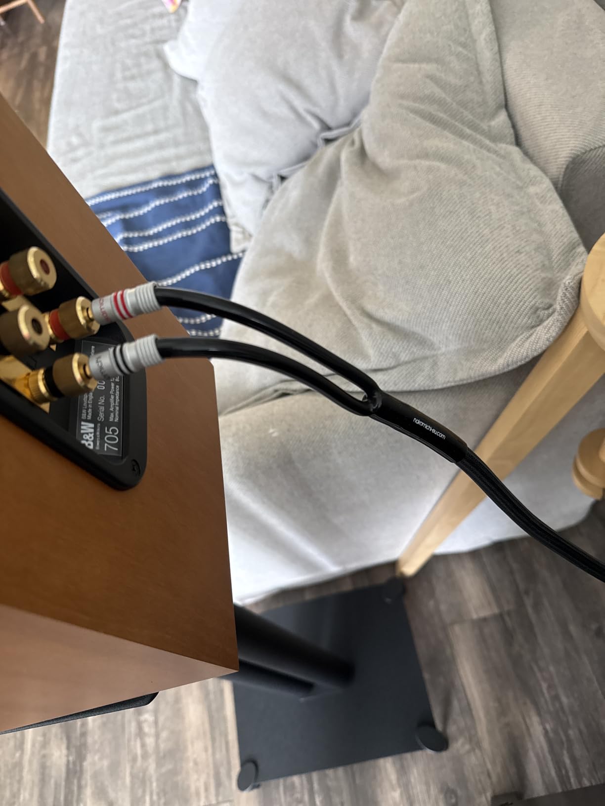 Nakamichi 24k Gold Plated Banana Plugs with 12 AWG Speaker Cable 99.9% OFC | Oxygen-Free Copper, Excel Series, Heavy Duty Braided for Amplifier Receiver Hi-Fi Stereo Audio Wire - Black (6 feet / 1.8m) customer photo 1