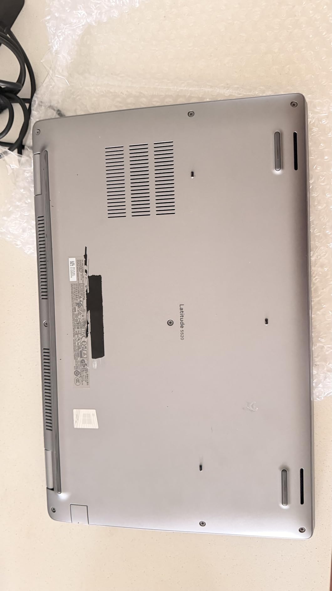 Dell Latitude 5520 Business Laptop 15.6-Inch FHD (1920 x 1080) LCD Intel vPro Core i7-1185G7 Processor 16GB RAM 512GB SSD Windows 11 Pro (Renewed) customer photo 1