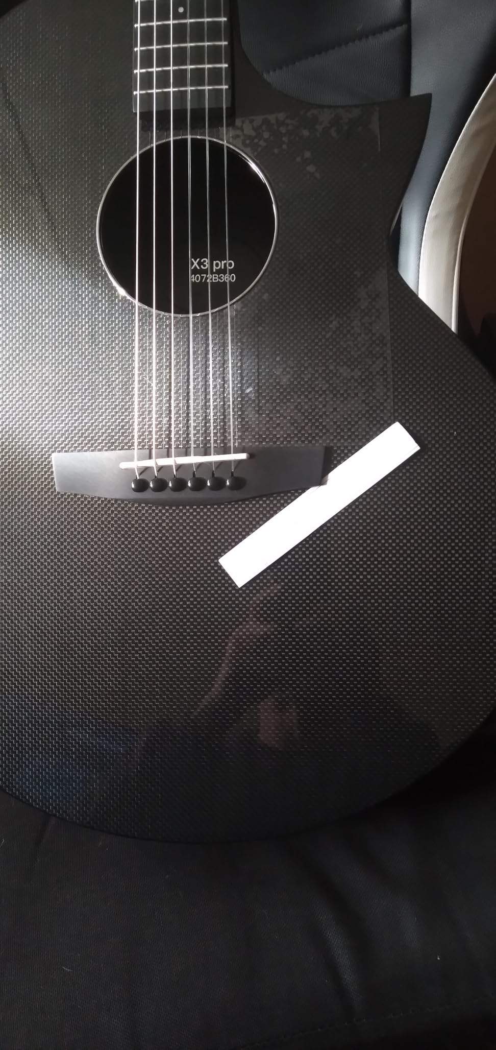 Enya X3 PRO Carbon Fiber 41-Inch Smart Acoustic-Electric Travel Guitar customer photo 1