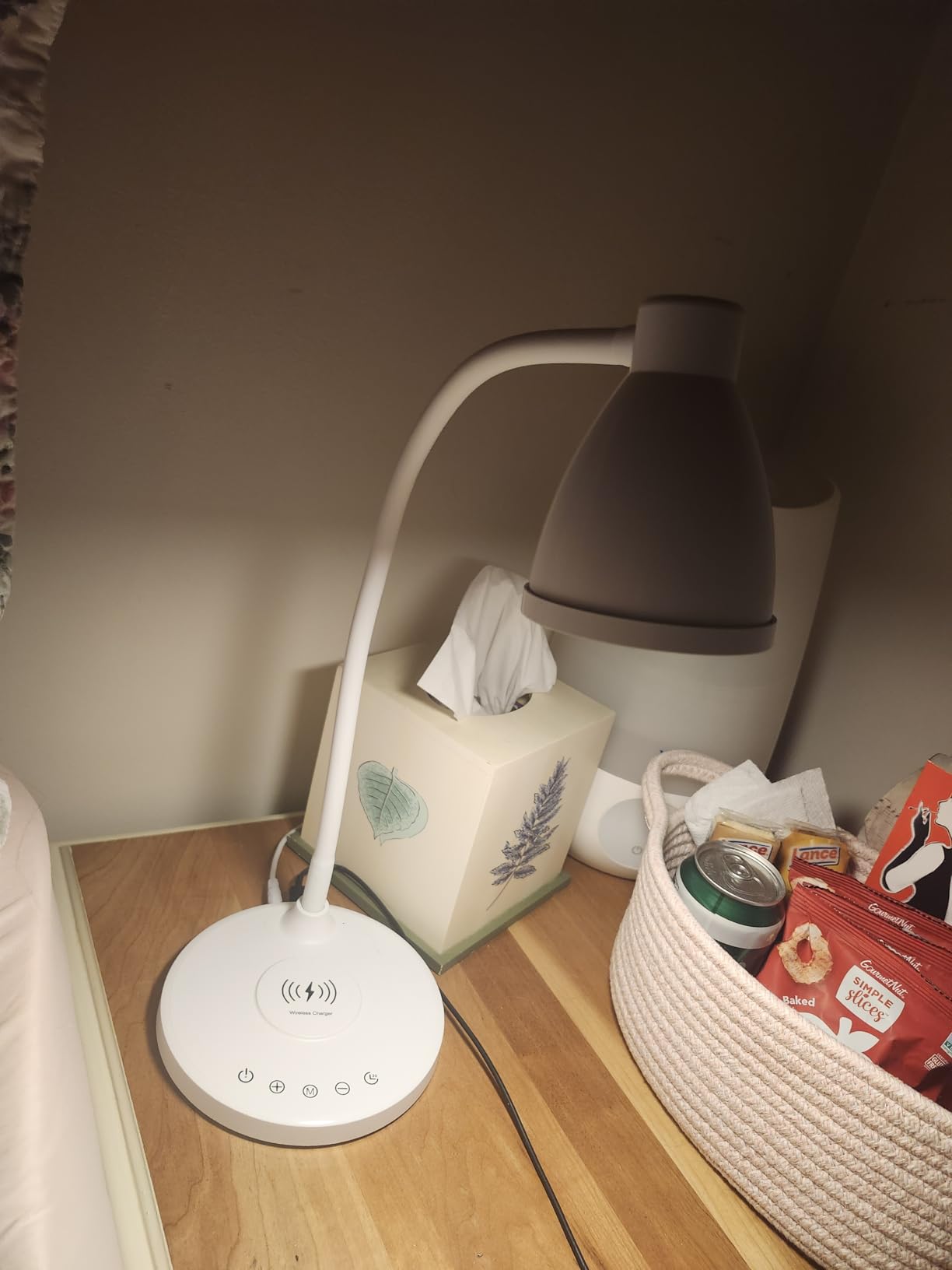 BOHON LED Desk Lamp for Home Office with USB C Charging Wireless Charger, 5 Colors, Stepless Dimming Desk Light Timer Reading Light Touch Bedside Table Lamp for College Dorm Room customer photo 1