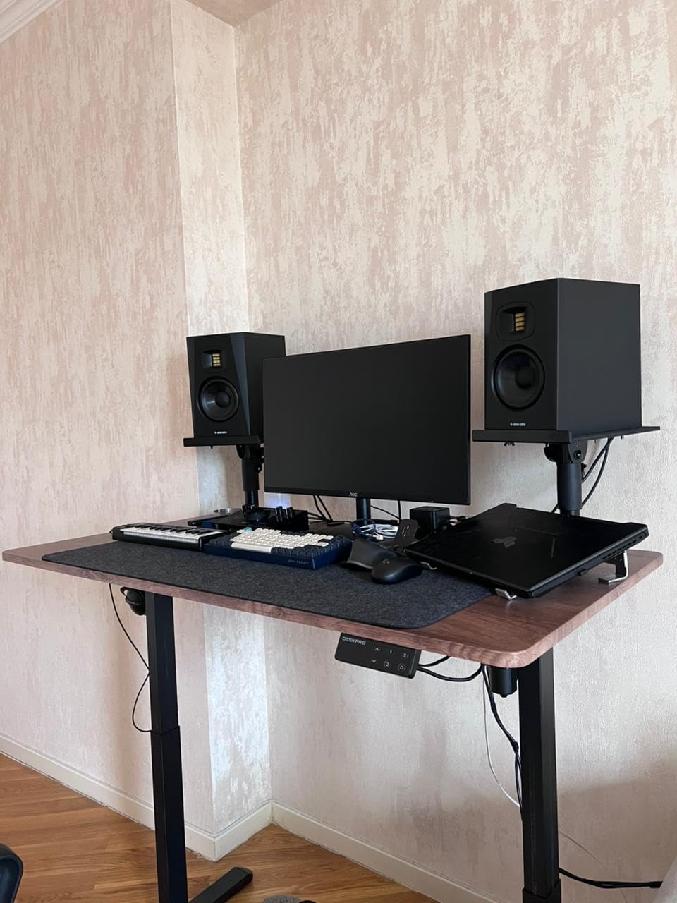 Liquid Stands Studio Monitor Stands - Music Studio Desktop Speaker Stand - 2 Pack 12x9 Clamp-on Adjustable Short or Tall Speaker Support for Music Booth Desk Audio Monitor Stand Mount with Tilt customer photo 1