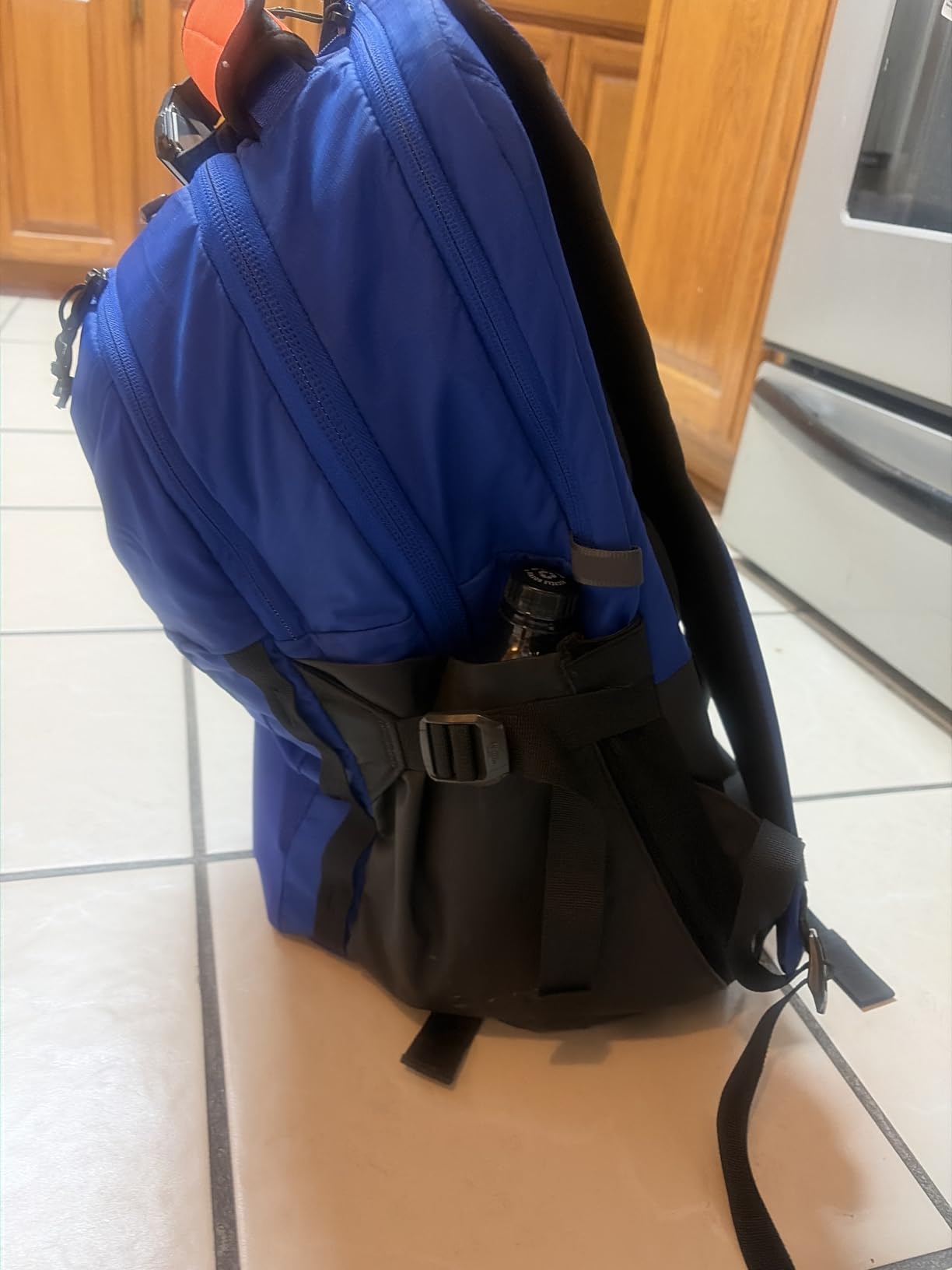The North Face Recon Laptop Pack, Asphalt Gy Lt Hth/TNF Blk-NPF, OSFA | Daypack, Water Repellent, Laptop Sleeve, 2 Water Bottle Pockets customer photo 2