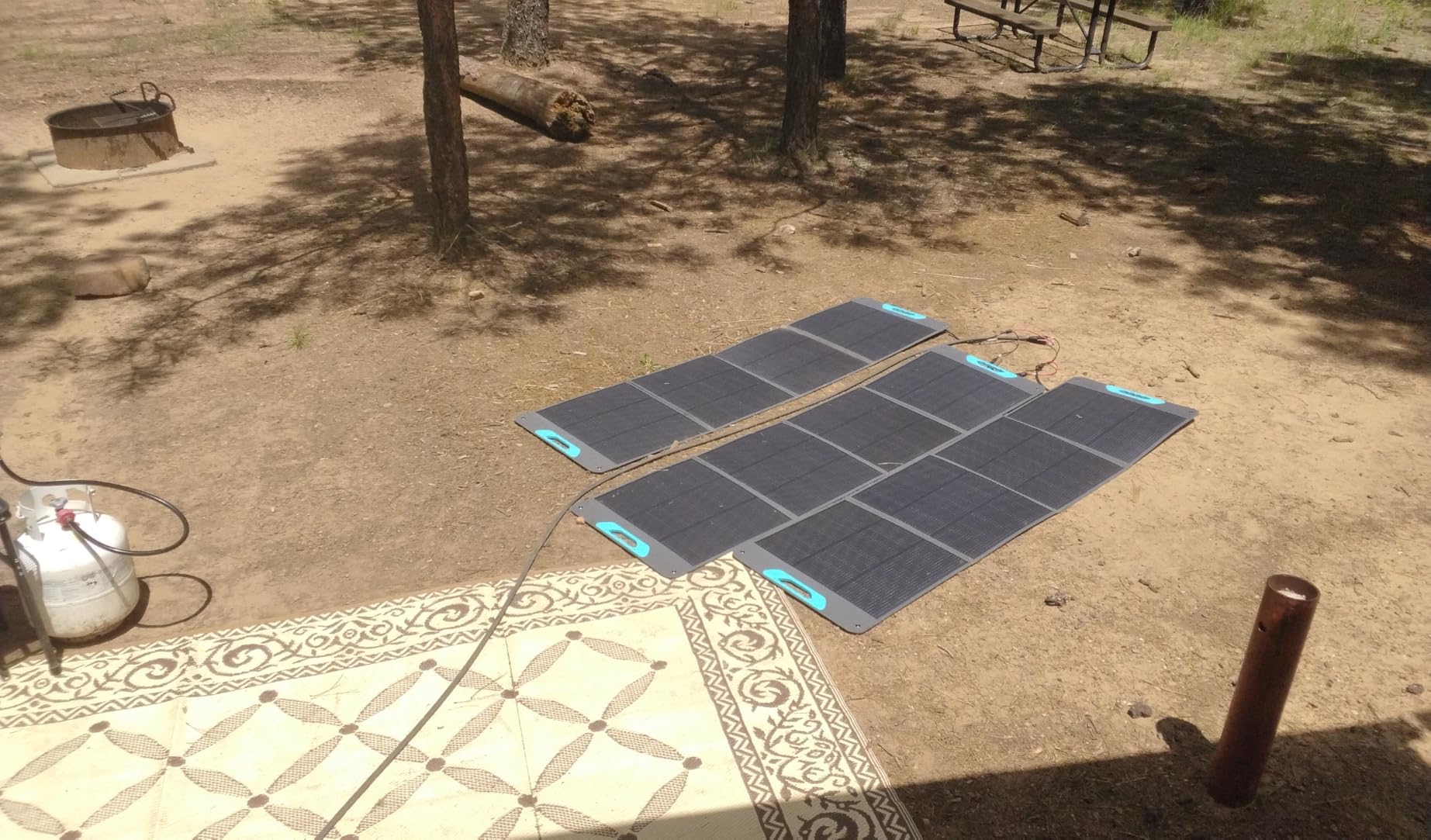 Renogy 200W Portable Solar Panel for Power Stations, 25% Efficiency | N-Type 200 Watt Foldable Solar Panel with Kickstand, Lightweight USB-A/Type-C Outputs, for Camping, RV, Blackout, Off-Grid customer photo 1