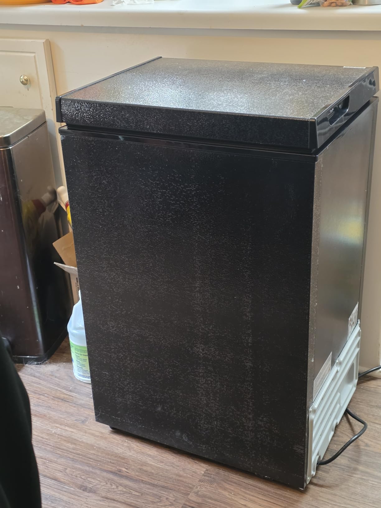 Kismile 3.2 Cubic Feet Chest Freezer, Small Deep Freezer for Home, Black customer photo 2