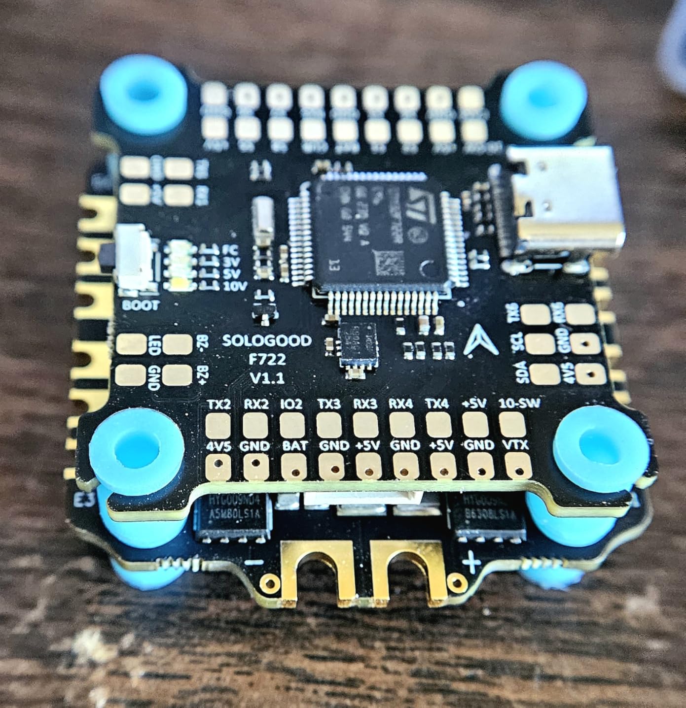 SoloGood F722 Flight Controller 30.5x30.5MM FC Stack with 4in1 60A ESC BLS8 Integrating 5V/10V Dual BEC for FPV RC Racing Drone Freestyle Quadcopt customer photo 2