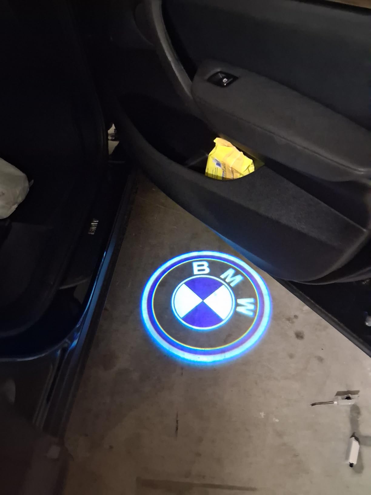 2Pcs Car Door Lights, HD LED Lighting Projector Welcome Light is Compatible with 1/3/4/5/6/7/X1/X2/X3/X4/X5/X6/X7/M/Z/GT customer photo 1