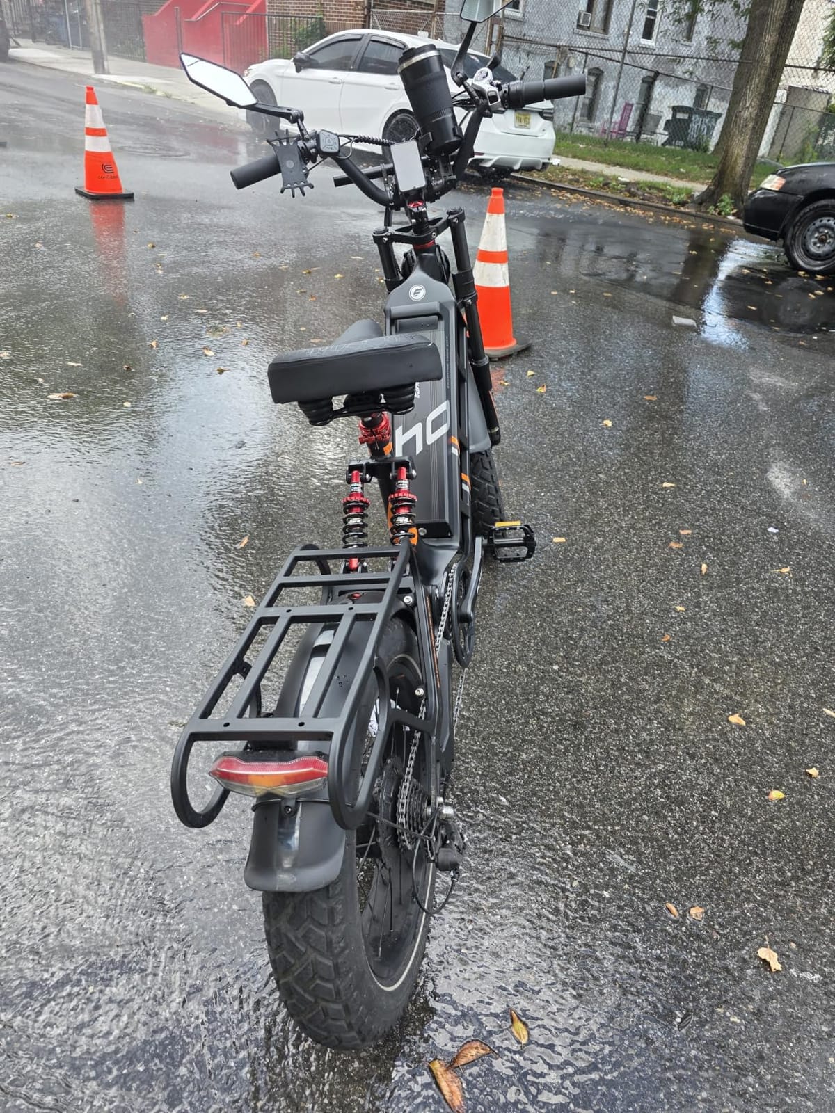 eAhora 2026 Juliet Pro 2 5400W/1200W Peak 43-34Mph Dual Motor | 60V/70Ah 48V/60Ah 200+Miles Long Range Ebike for Delivery and Commuting | 20'' Fat Tire Full Suspension Electric Bike for Adults customer photo 1