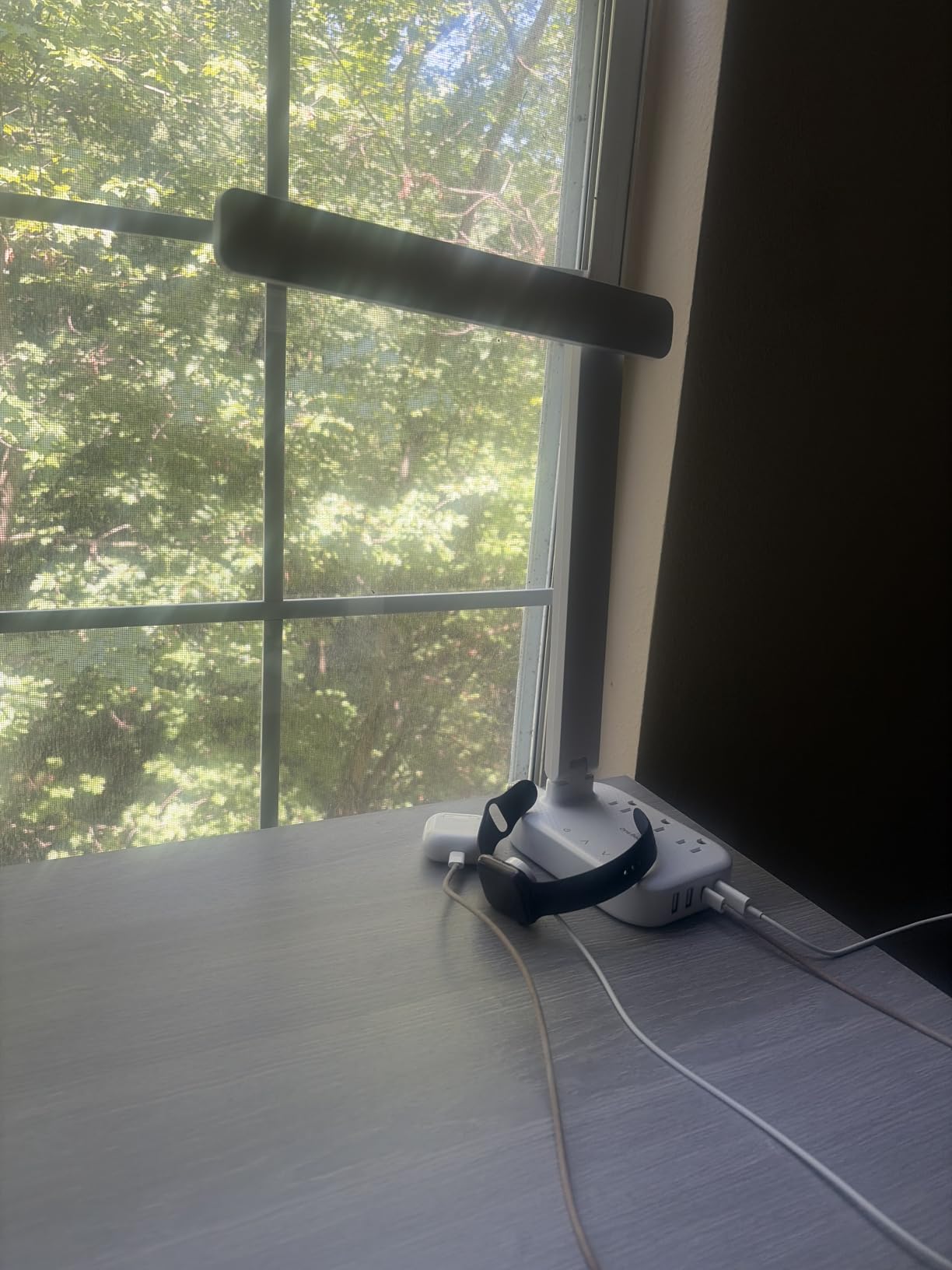 One Beat Small LED Desk Lamp Power Strip 5ft Extension Cord with 3 Outlets 4 USB Ports (2 USB C), 4 Modes, 5 Level Touch Lamp Study Reading Light, Home Office Bedroom College Dorm Room Essentials, White customer photo 1