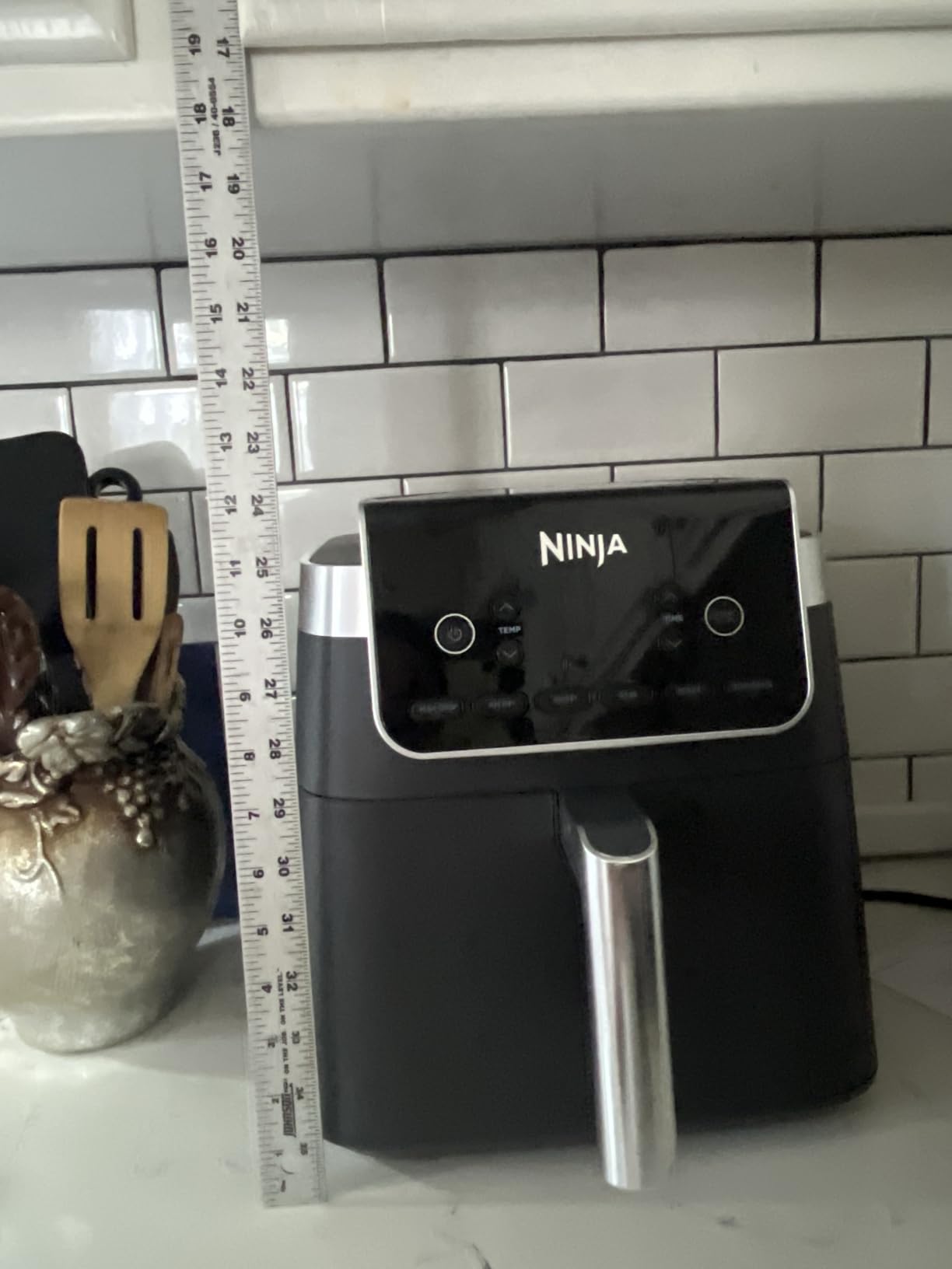 Ninja Air Fryer XL with MaxCrisp, 6.5 Qt, 6-in-1, Grey, AF181 | Max crisp, air fry, roast, bake, reheat, dehydrate, 1750W, 450F max, Fits 9 lbs wings customer photo 1