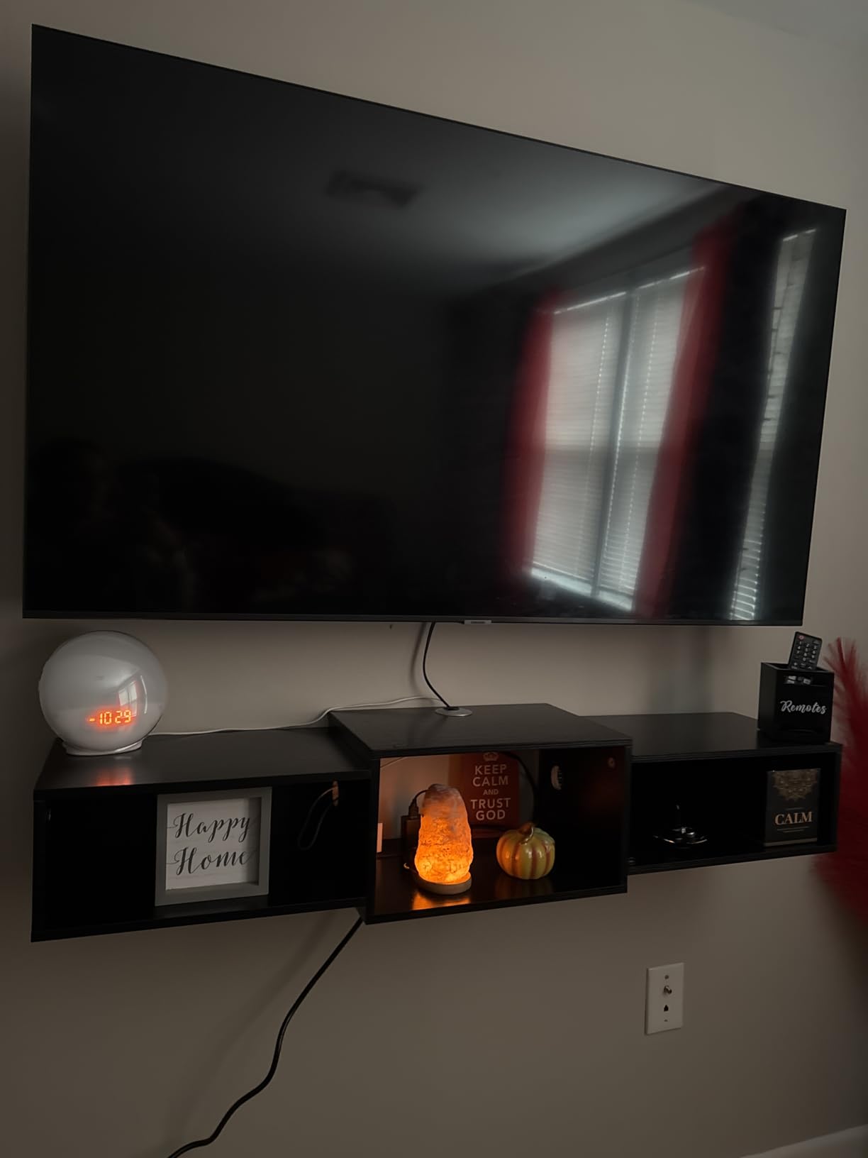 IBUYKE Floating TV Stand Wall Mounted with Power Outlet, Modern Wood Wall Mounted Media Console Shelf, Floating Entertainment Center for Under TV Storage for Living Room Bedroom Office, Black WST001B customer photo 1