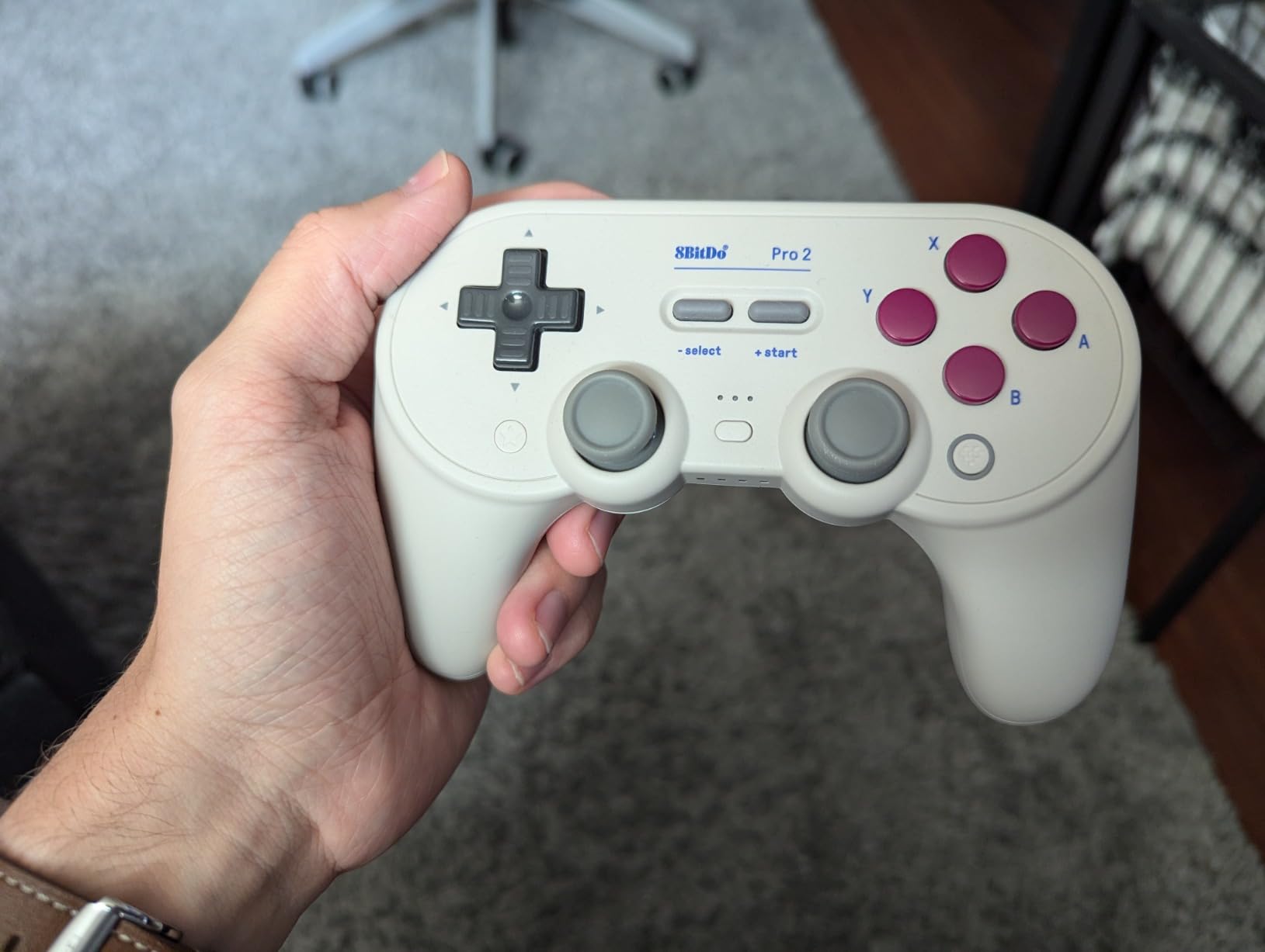 8BitDo Pro 2 Bluetooth Controller for Switch/Switch 2, Hall Effect Joysticks customer photo 1