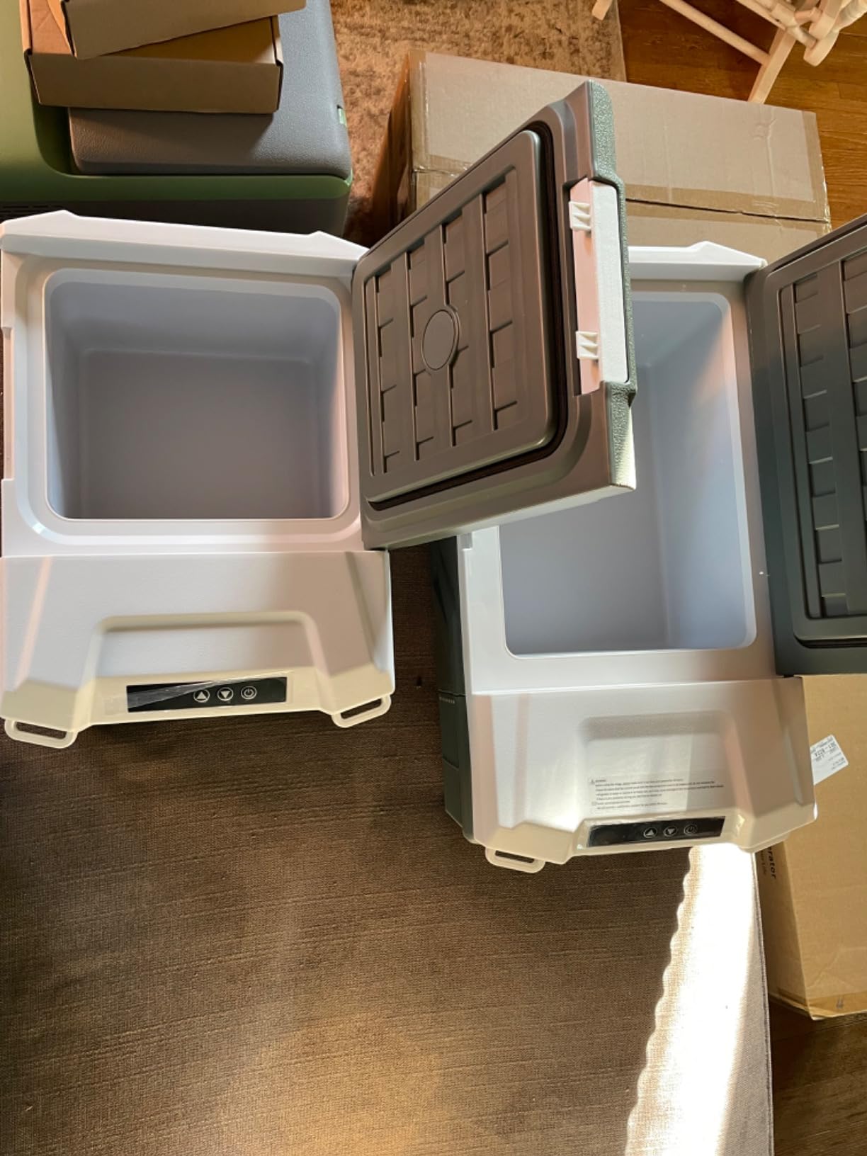 Alpicool 12 Volt Refrigerator 12V Car Fridge 16 Quart Portable Refrigerator for Car 12/24V DC 110~240 Volt AC for Truck RV Camper SUV Portable Freezer Electric Cooler for Camping (-4℉-68℉) customer photo 2