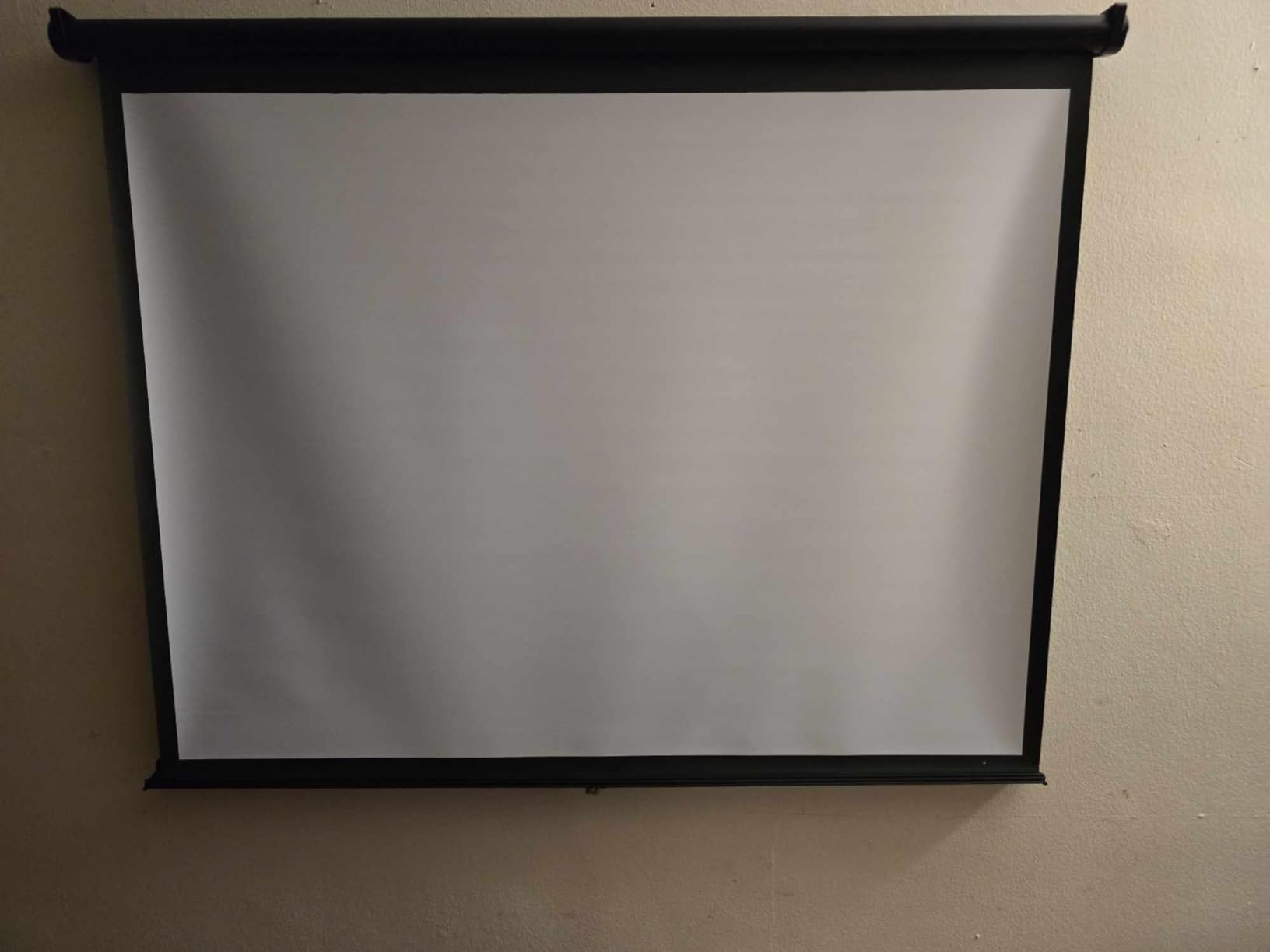 Pyle 50 Inch Portable Projector Screen - Portable Floor Standing, Manual Retractable Pull-Out Style, Mobile Movie Screen, Home Theater Cinema Wedding Party Office Presentation, Quick Assembly customer photo 1