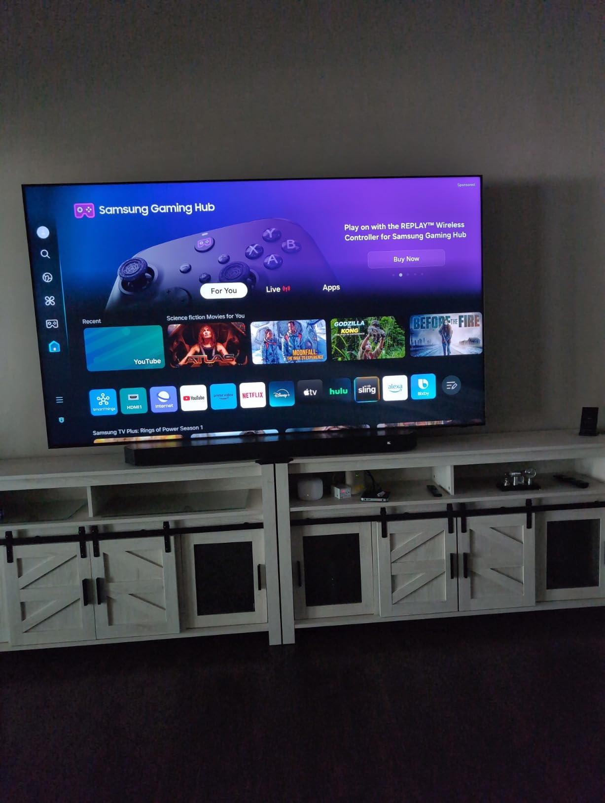 SAMSUNG 85-Inch Class QLED 8K QN800D Series Mini LED, Neo Quantum HDR Smart TV w/Dolby Atmos, Object Tracking Sound+, AI Motion Enhancer, Real Depth Enhancer Pro, Alexa Built-in (QN85QN800D, 2024) customer photo 1