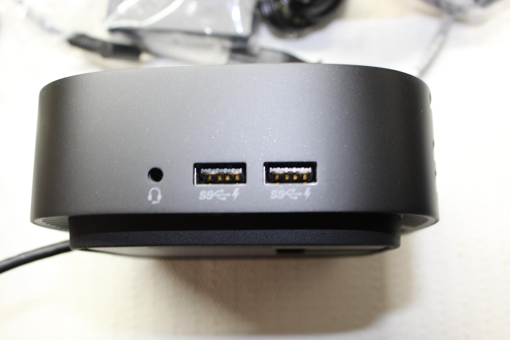 HP Docking Station for Laptop Dual Monitor and Charging Bundle - HP USB-C G5 Dock 5TW10AA / 5TW10UT / 5TW10AA#ABB with 120W Adapter, HDMI, DisplayPort, USB-C Cables & Microfiber Cleaning Cloth customer photo 1