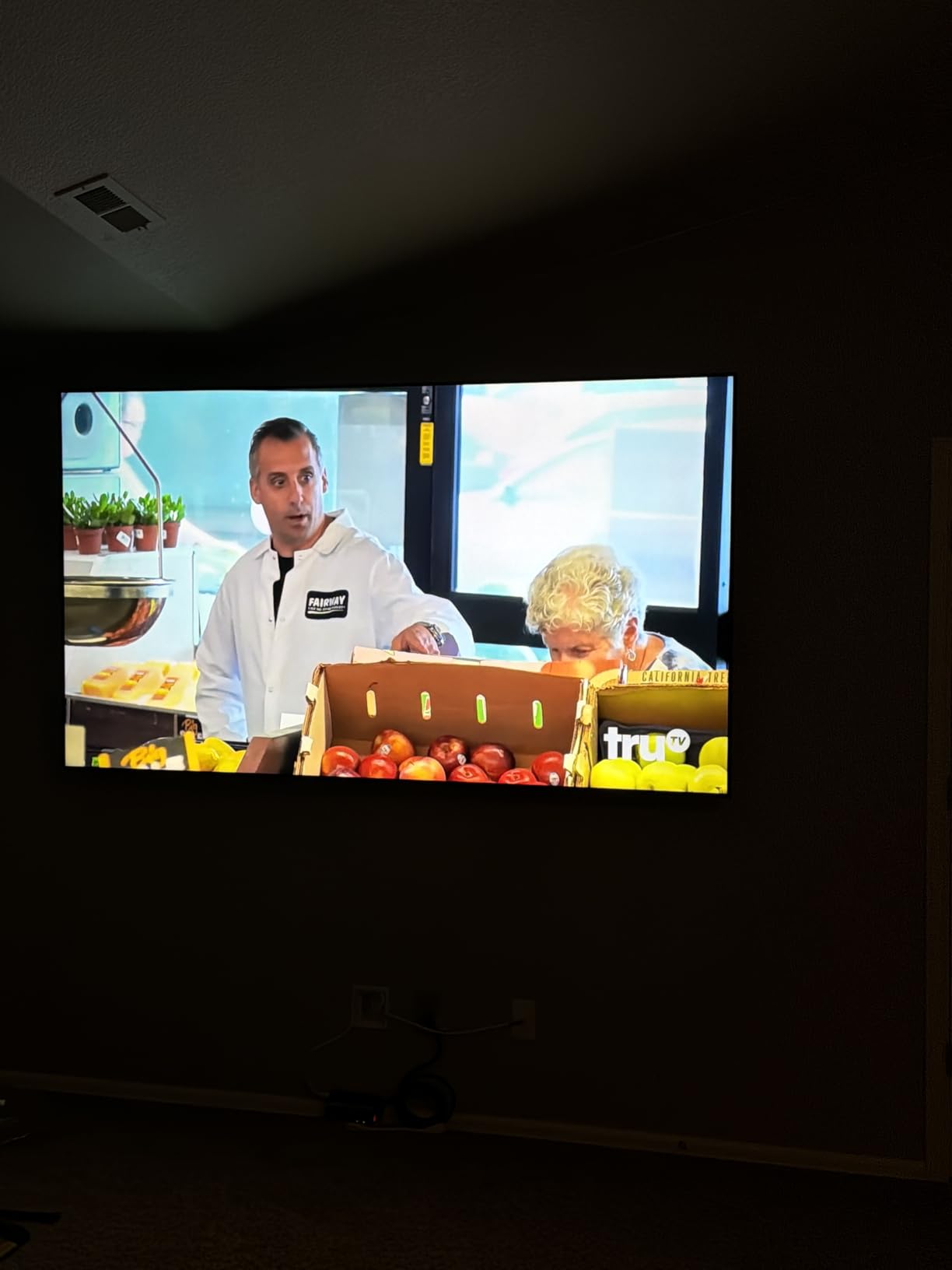 Samsung 98-Inch Class 4K Crystal UHD DU9000 Series HDR Smart TV, Object Tracking Sound Lite, Motion Xcelerator 120Hz, Supersize Picture Enhancer, Mega Contrast, Alexa Built-In (UN98DU9000, 2024 Model) customer photo 2
