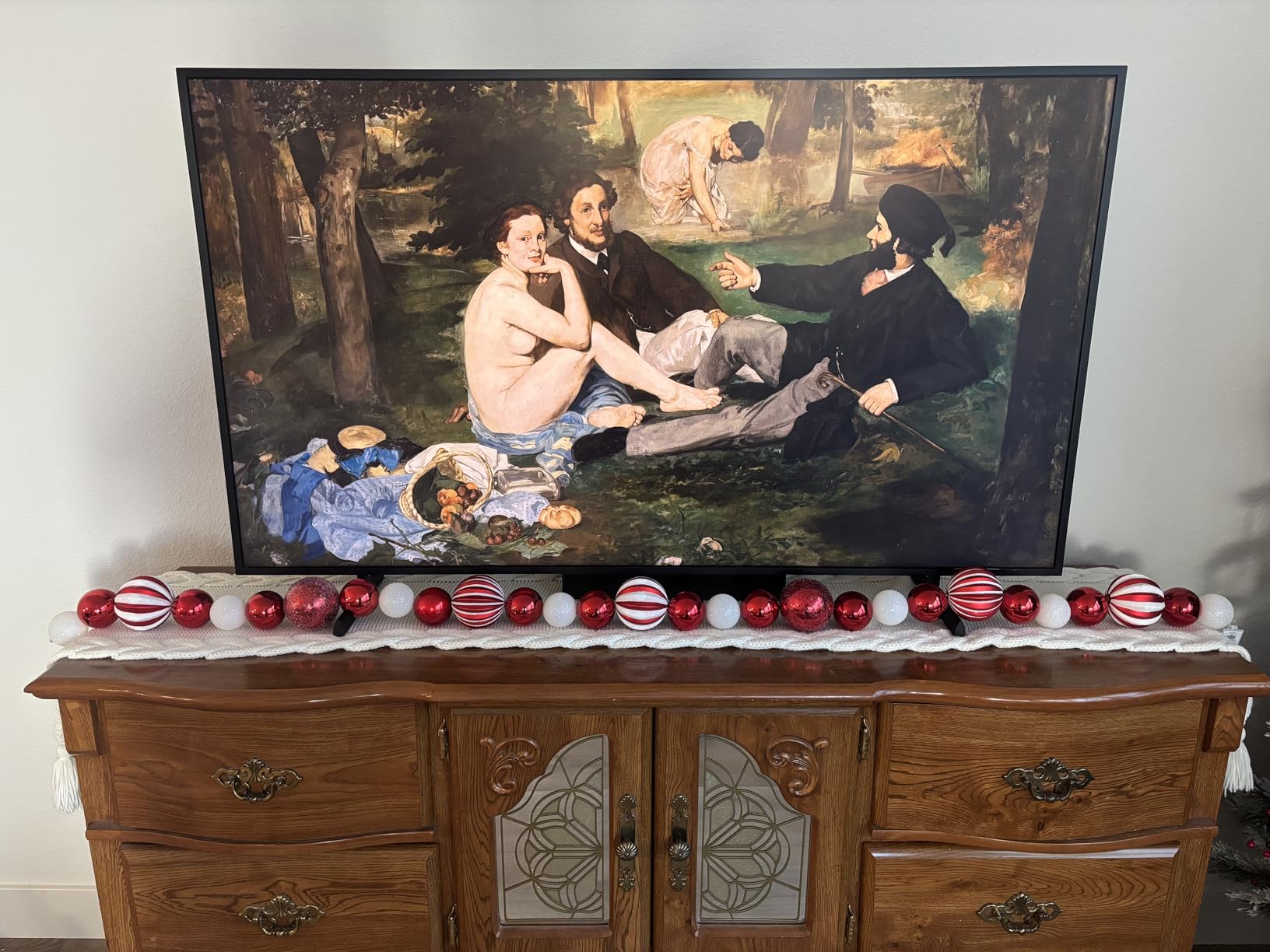 Samsung 85-Inch Class QLED 4K LS03D The Frame Series Quantum HDR Smart TV w/Dolby Atmos, Art Mode, Anti-Reflection, Customizable Frame, Slim Fit Wall Mount with Alexa Built-in (QN85LS03D, 2024 Model) customer photo 2