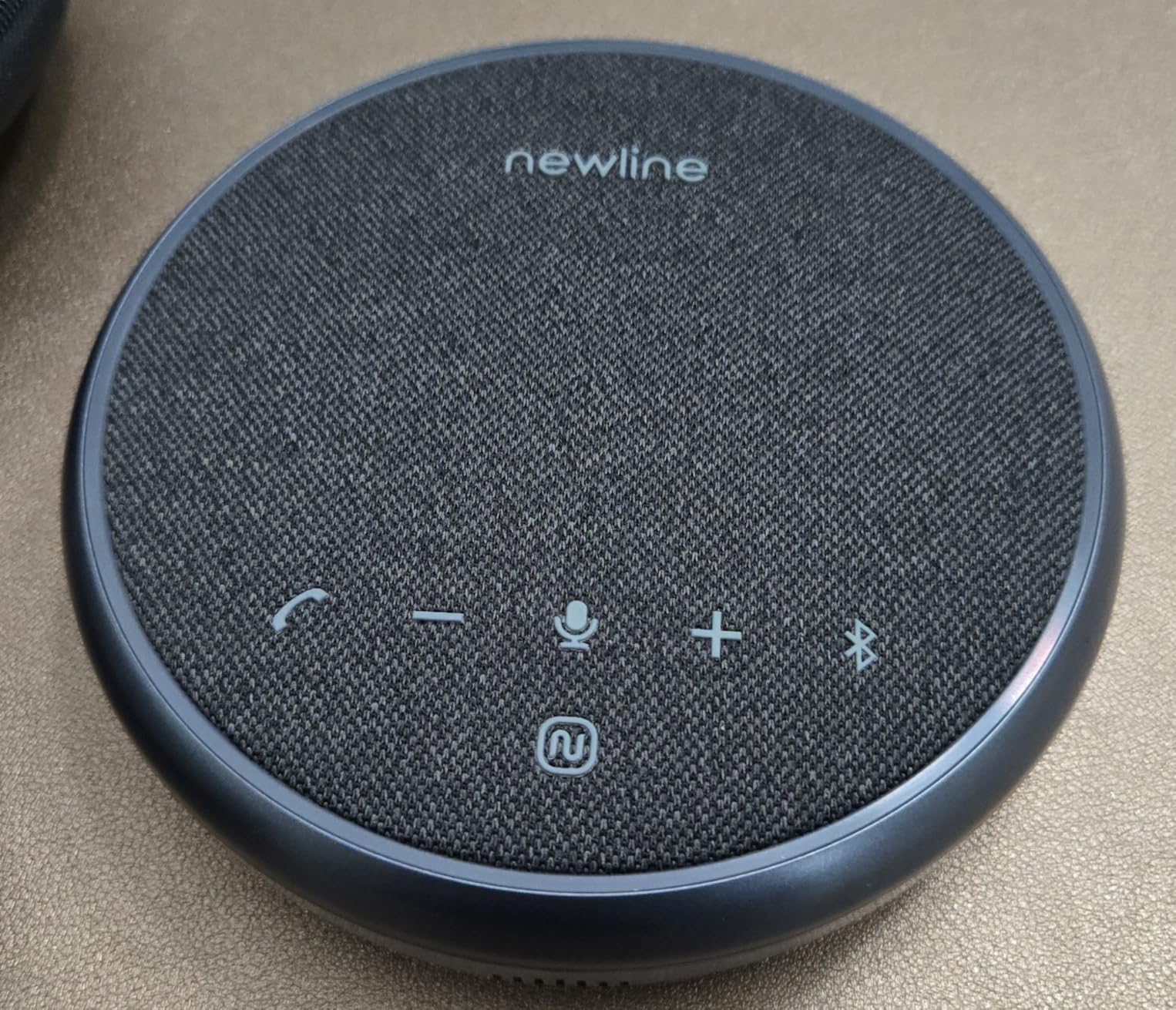 N newline Conference Speaker and Microphone, 2 Mics 360° Voice Pickup, AI Noise Reduction & Clear Calls, USB & Bluetooth Speakerphone, Up to 12H Call Time, for Small-to-Mid Meetings & Home Office customer photo 1