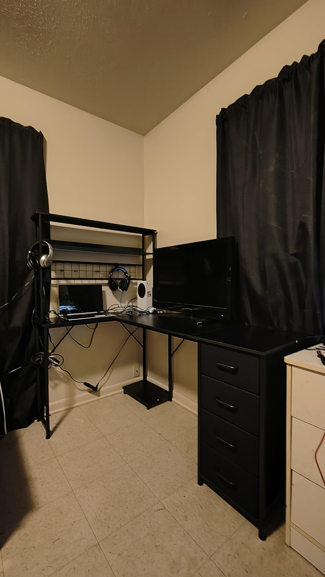 AODK L Shaped Desk Gaming Desk with LED Light & Power Outlet, 53 Inch Reversible L Shaped Computer Table with Shelf & Storage Bag & Hook for Home Office, Black customer photo 2