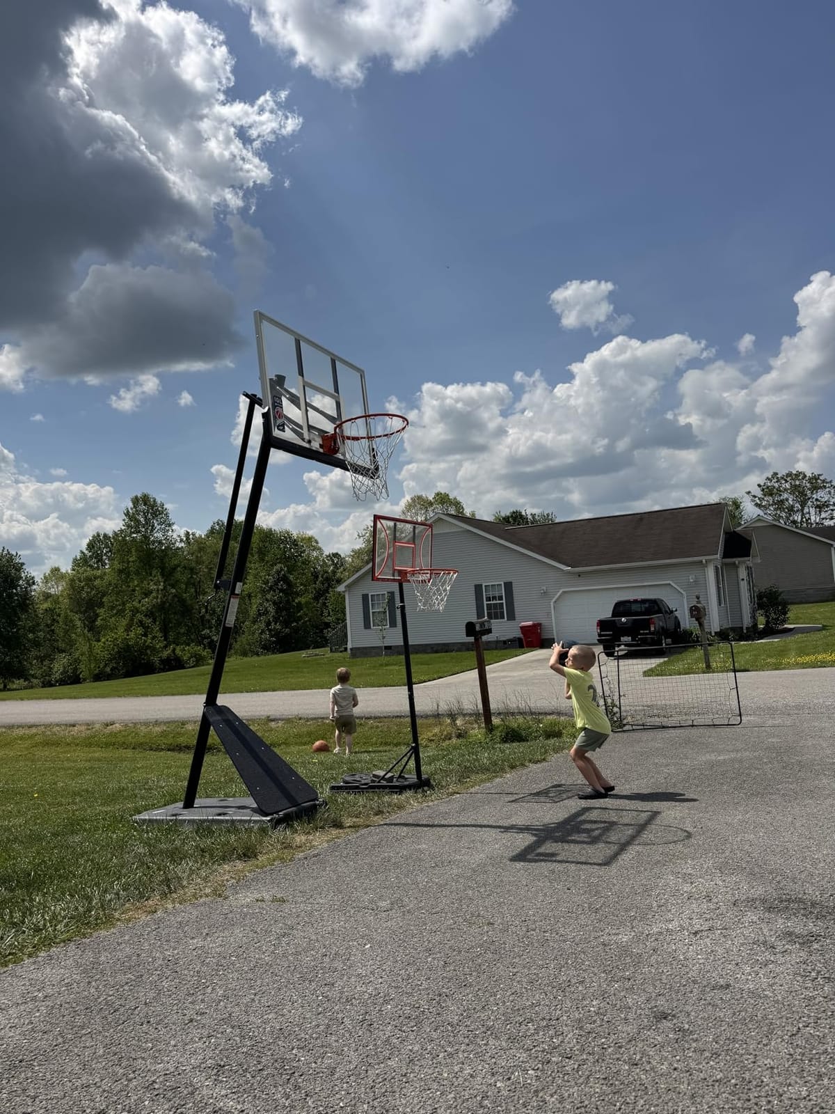 IGL Basketball Hoop Outdoor with 52 Inch Shatterproof Backboard, 10FT Height Portable Basketball Hoop Outdoor, Adjustable Basketball Goal System customer photo 2