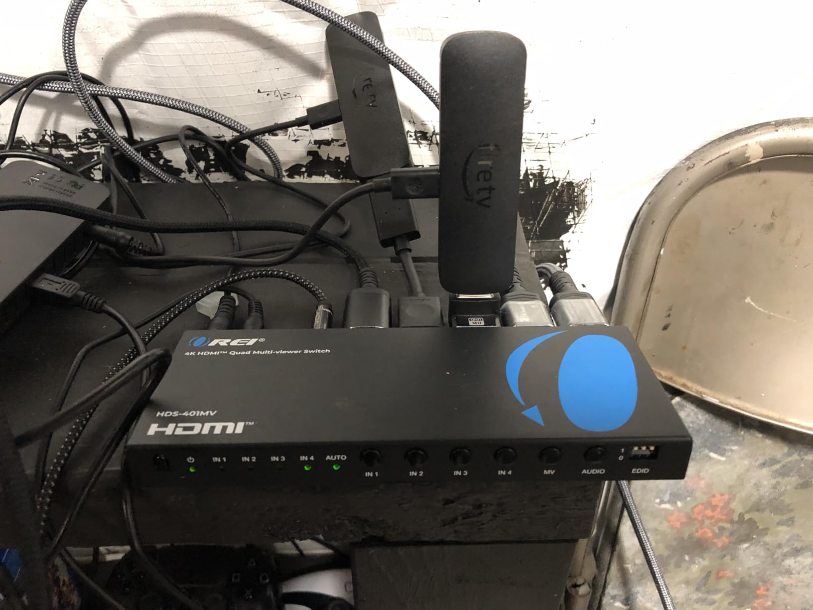 OREI 4K 2x2 HDMI or USB-C Video Wall Controller Processor Display Upto 4K 60hz 2x1, 1x2, 1x3, 1x4 Supports 180 Degree Rotate RS-232 Audio Extraction customer photo 1
