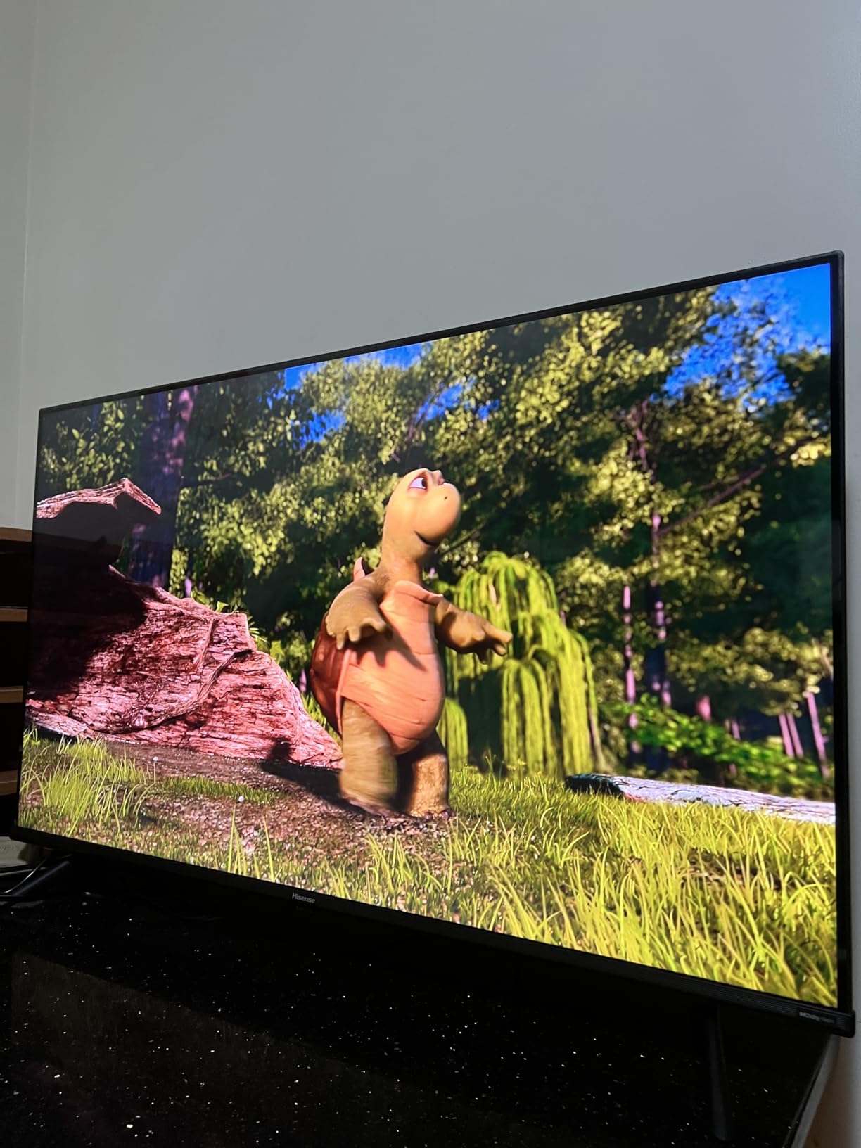 Hisense A7 Series 43-Inch Class 4K UHD Smart Google TV with Voice Remote, Game Mode Plus, Chromecast Built-in (43A7N, 2024 Model) customer photo 1