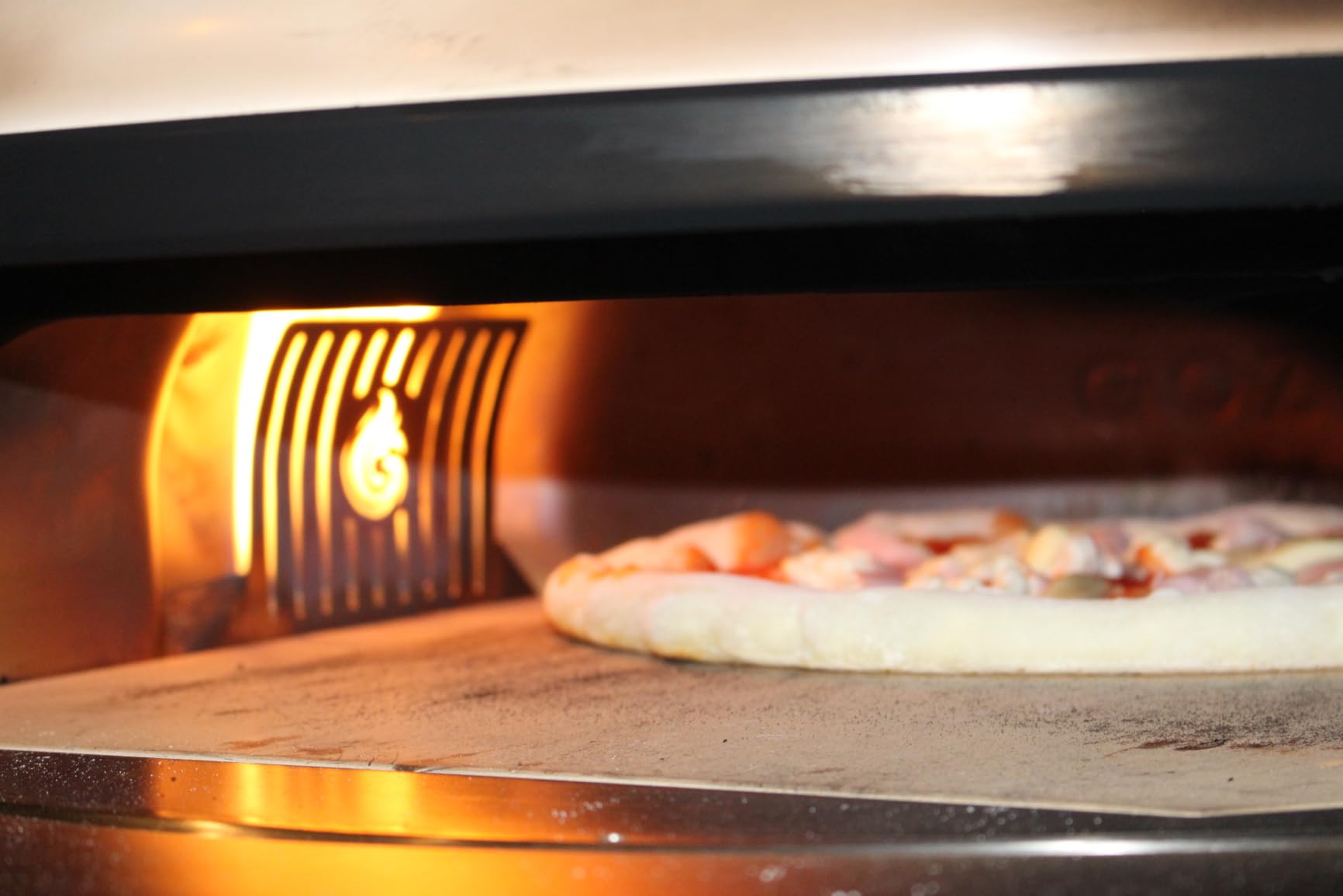 Gozney Arc XL Propane Outdoor Pizza Oven, Heats up to 950F - Bone | Make 16