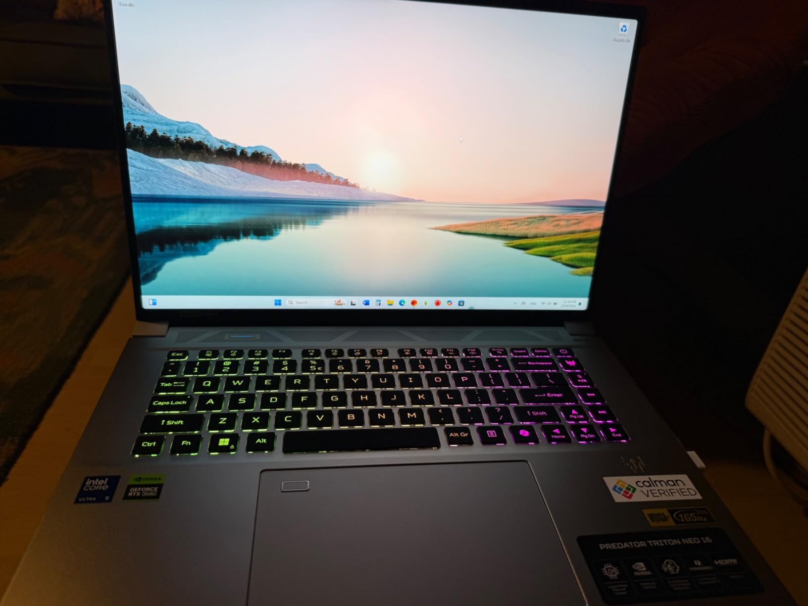 Acer Predator Triton Neo 16 Gaming Creator Laptop, 16-inch WQXGA+ 165Hz Calman Verified, AI-Powered, Intel Core Ultra 9 185H, NVIDIA GeForce RTX 4070, 32GB LPDDR5X, 1TB SSD customer photo 1