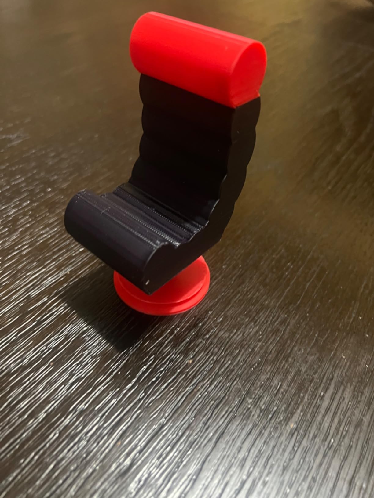 VELENTI Gamer Chair Phone Stand - Phone Holder for Smartphones, Kindles Up to 19 cm Tall - Fun Gaming Accessories for Gamers customer photo 2