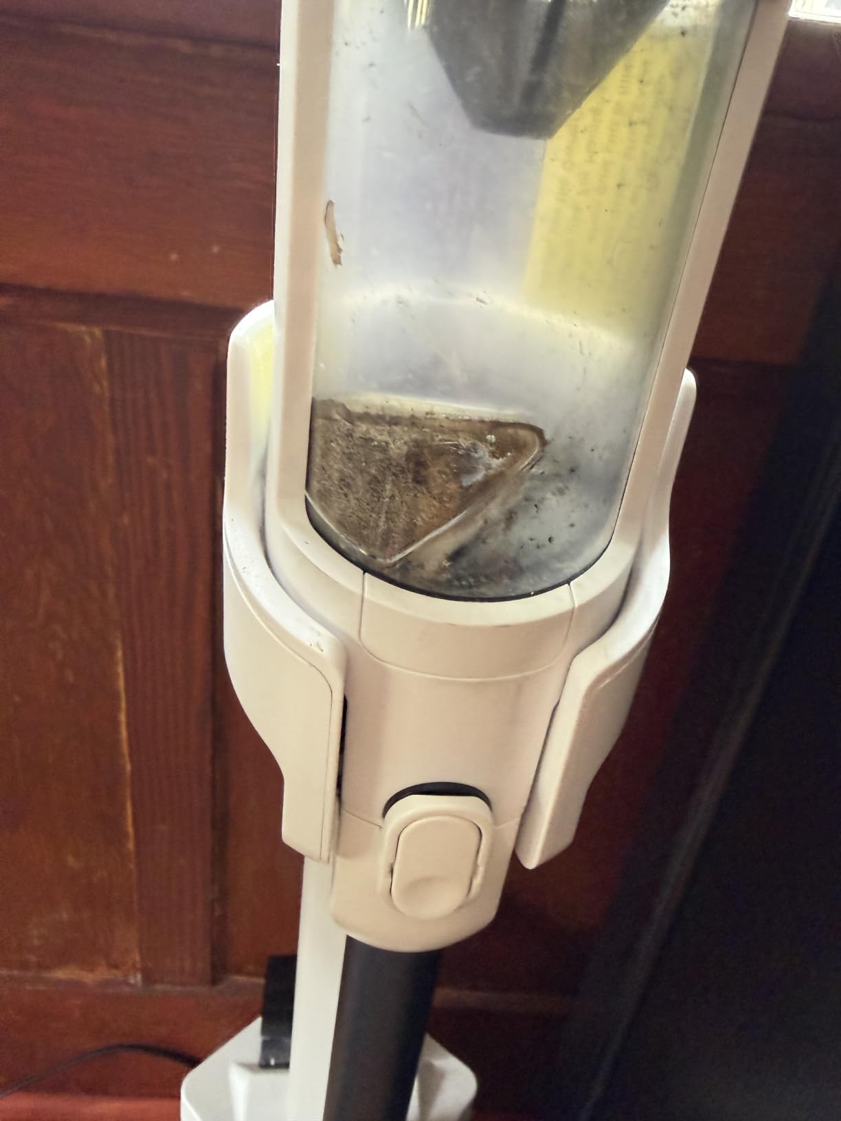 Shark Clean & Empty Cordless Stick Vacuum & Auto-Empty System | HEPA Filter | Lightweight, Portable, Rechargeable | Stick Vacuum for Pet Hair | Carpets & Hard Floors | 40-Min Runtime | White | BU3521 customer photo 2