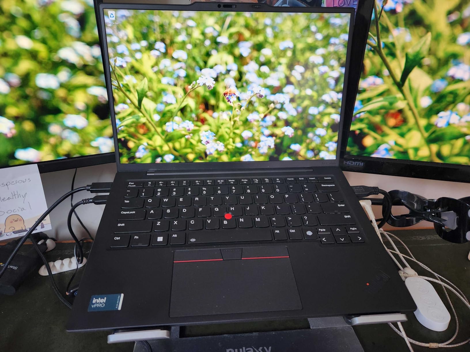ThinkPad X1 Carbon Gen 12 with Intel Ultra 7 165U vPro, 14