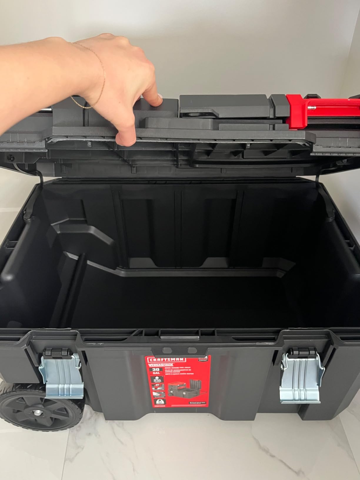 CRAFTSMAN VERSASTACK 30 Gallon Quick-Access Rolling Tool Chest (CMST17870) customer photo 1