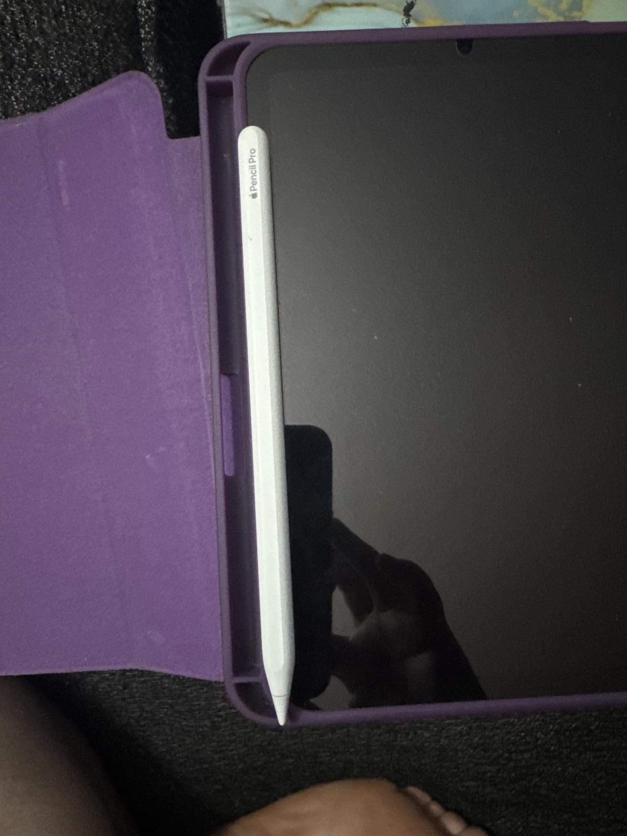 Apple Pencil Pro - Latest Model with Pixel-Perfect Precision, Tilt and Pressure Sensitivity, Haptic Feedback, Barrel Roll and Squeeze Gesture customer photo 1